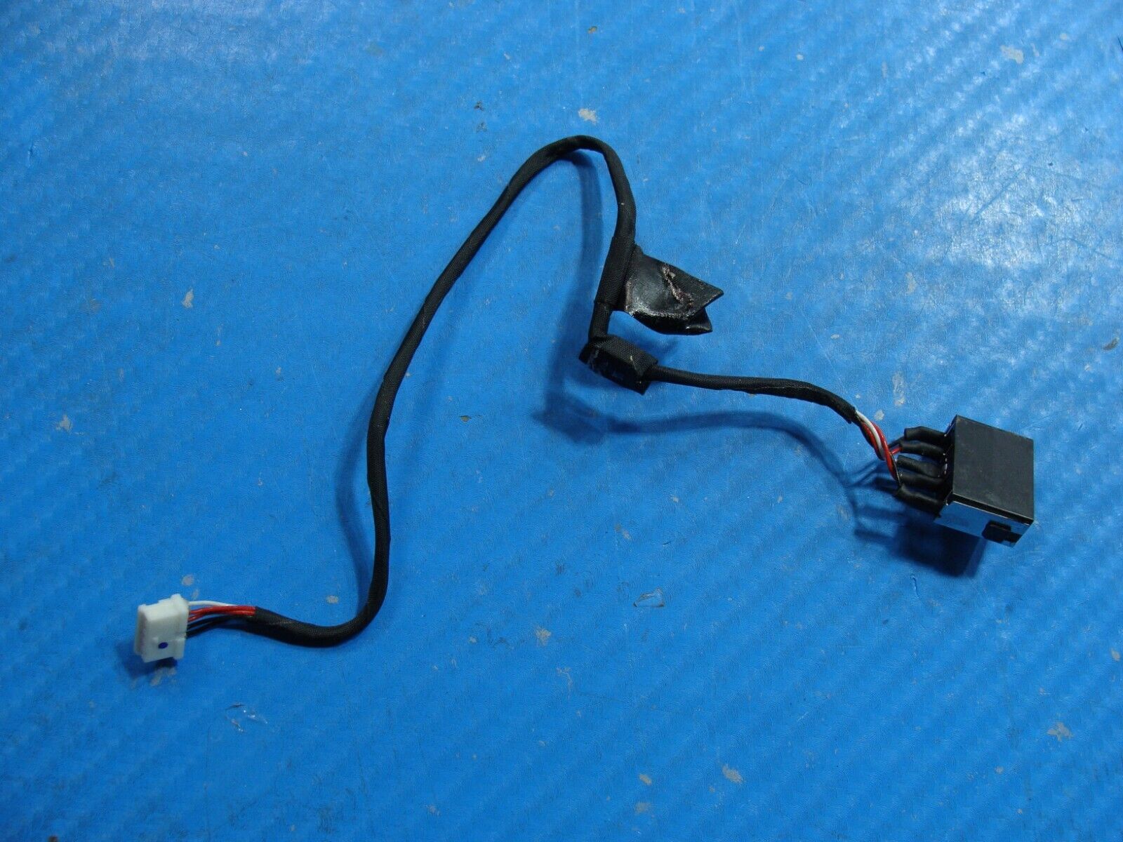 Lenovo ThinkPad 14” T470 Genuine Laptop DC in Power Jack w/Cable DC30100Q800