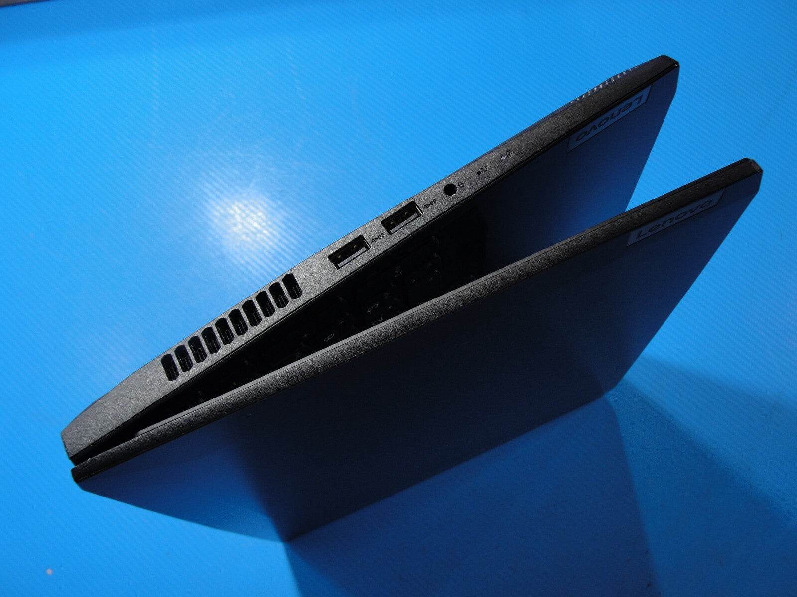 Lenovo IdeaPad Gaming 3 15ACH6 15.6”FHD AMD 5 5600H 8GB 256GB SSD NVIDIA RTX3050 - Tested Computer Laptop Parts