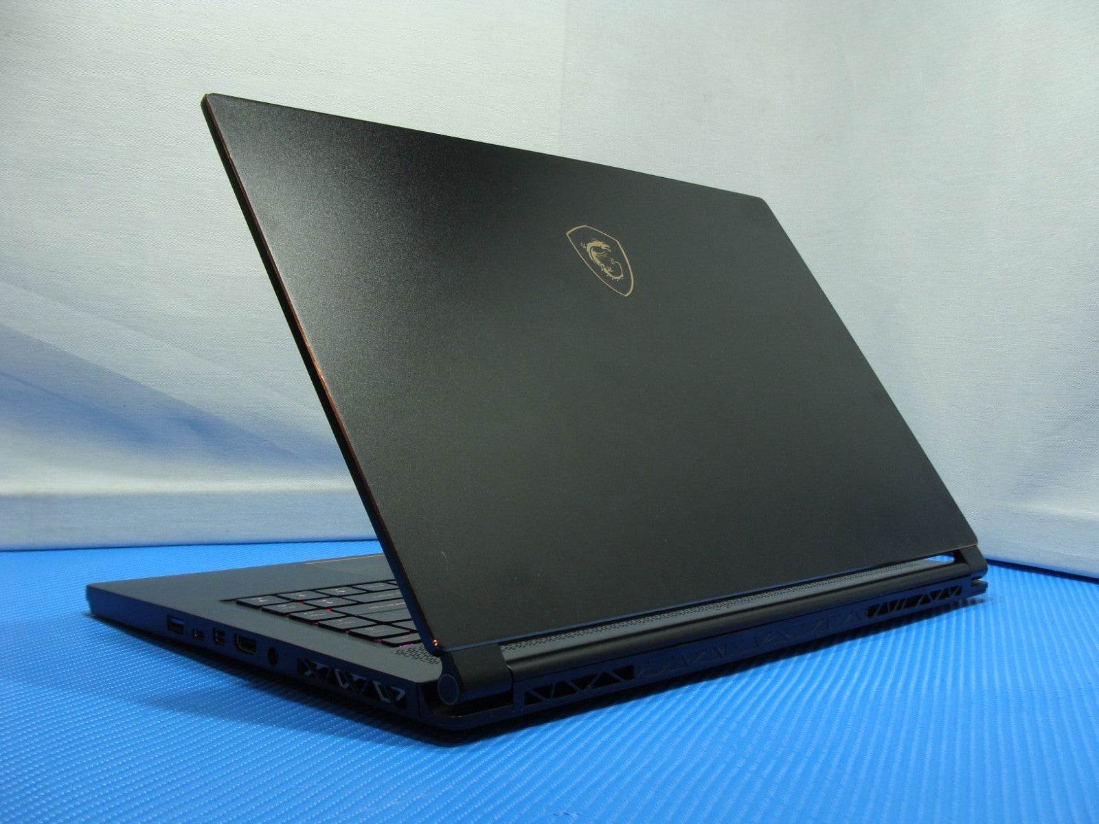 MSI GS65 Stealth 8SG 15.6''FHD 144hz i7-8750H 2.2GHz 16GB 256GB SSD RTX 2080 - Tested Computer Laptop Parts