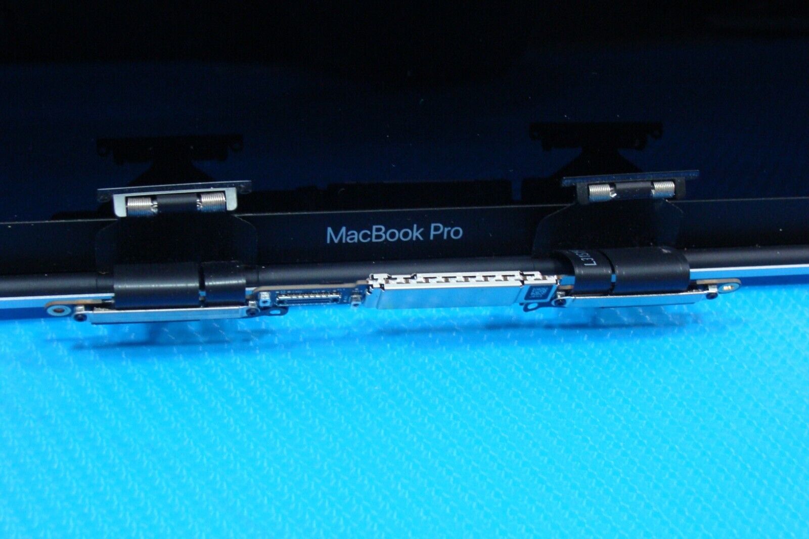 MacBook Pro A1708 Mid 2017 MPXR2LL/A 13