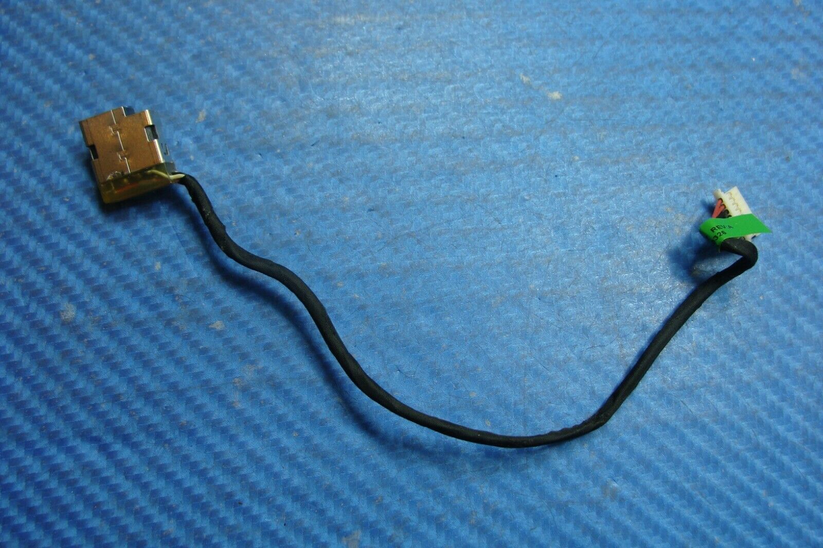 HP Pavilion 15-ab057nr 15.6