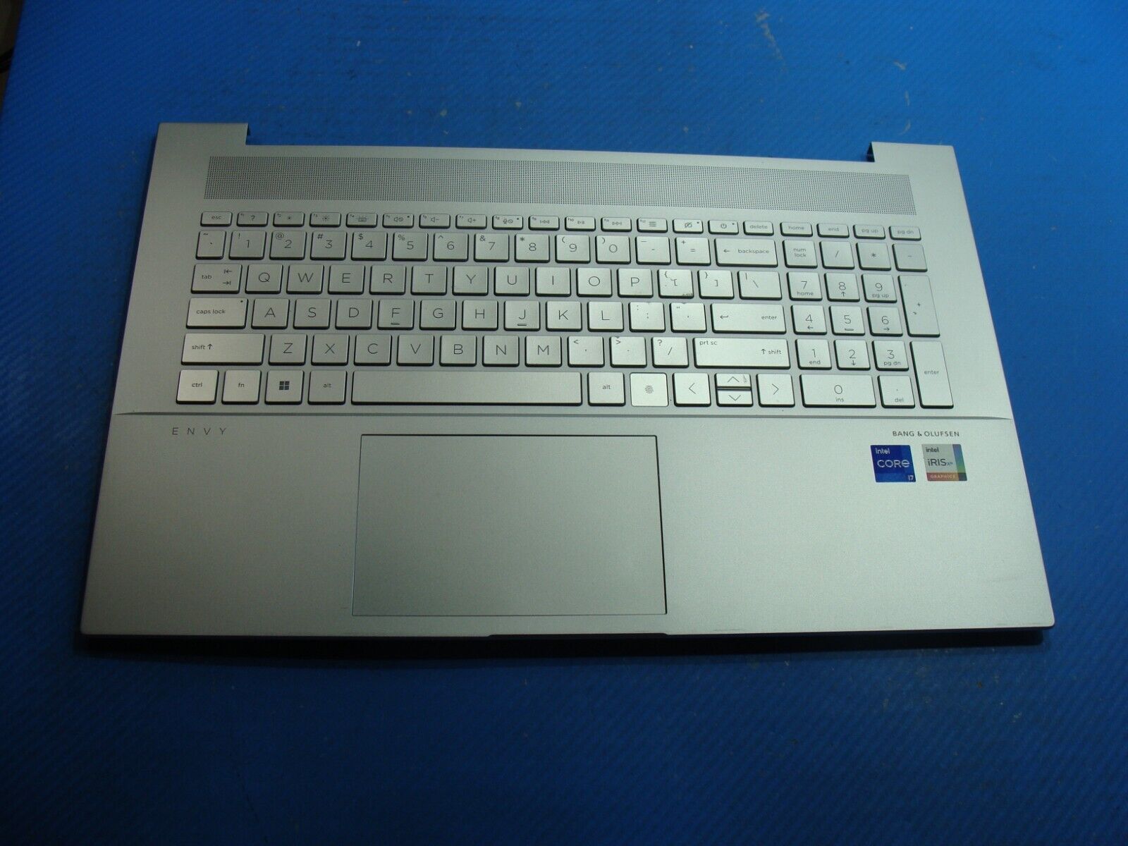 HP Envy 17” 17-ch2035cl Palmrest w/Backlit Keyboard TouchPad M45795-001 Grade A