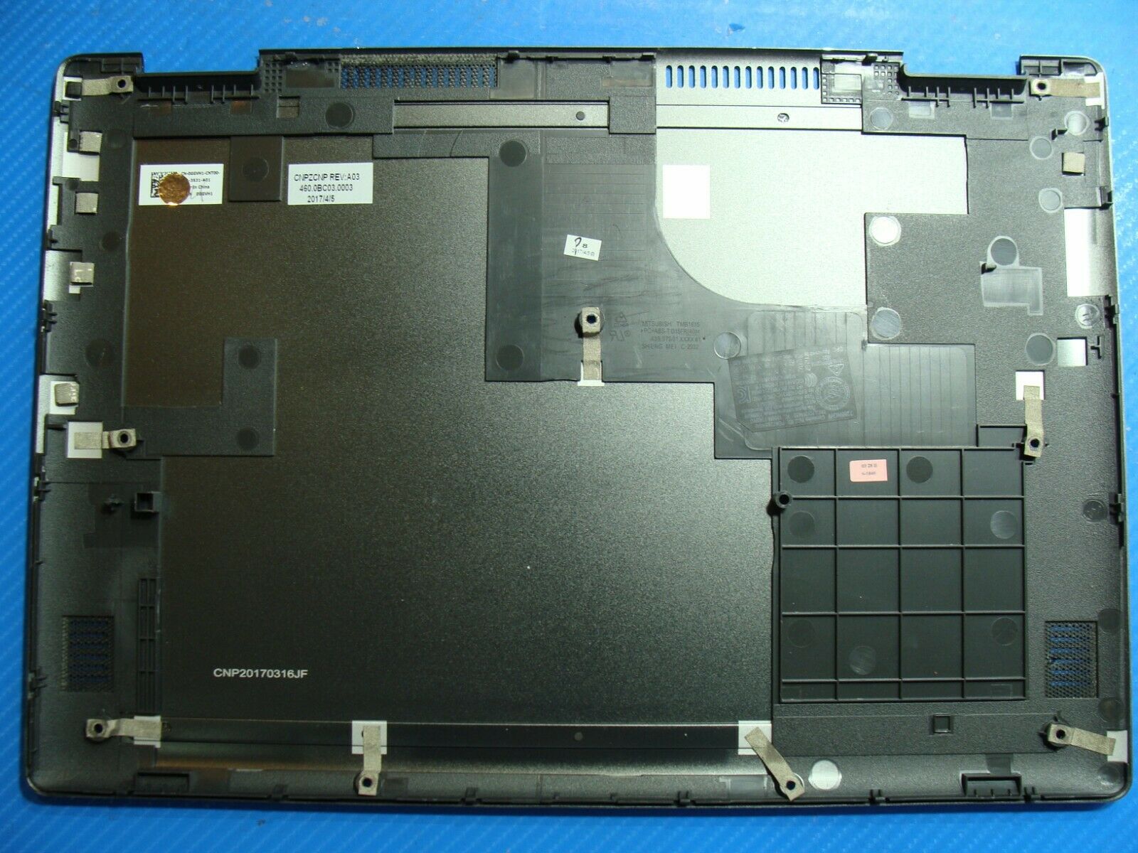 Dell Latitude 13 3379 13.3