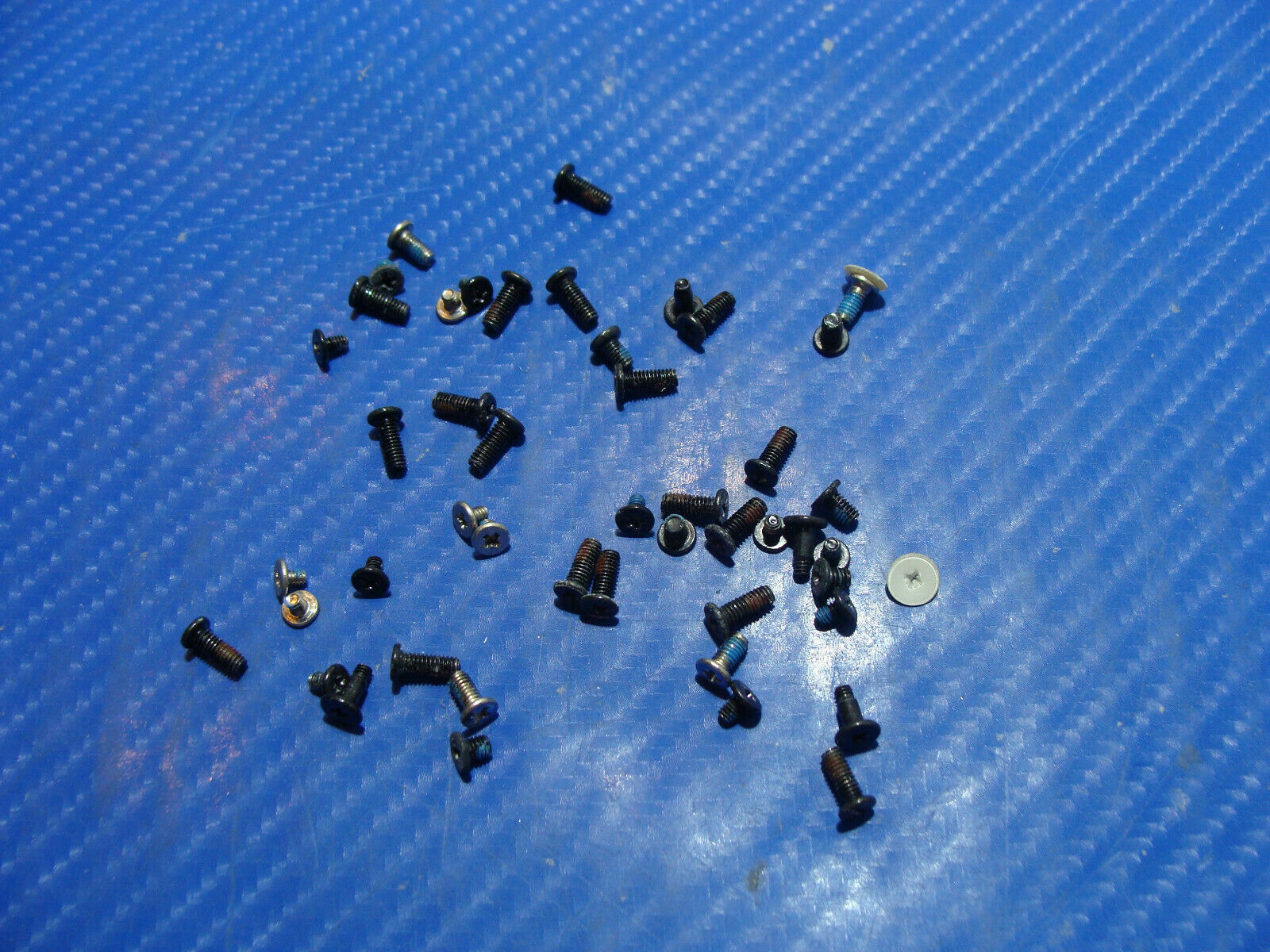 Toshiba Satellite L735-Series 13.3