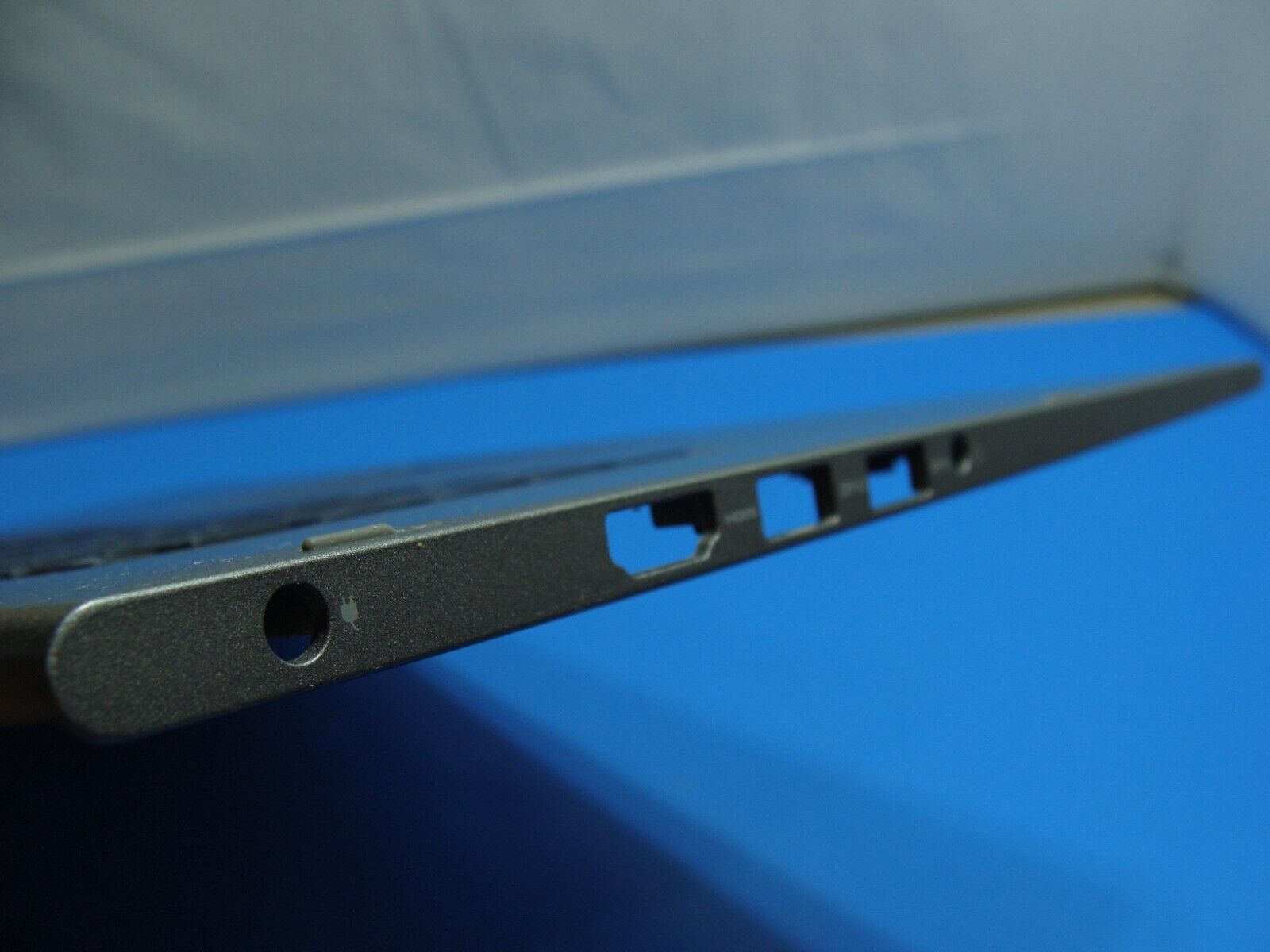 Dell Inspiron 15 5568 13.3