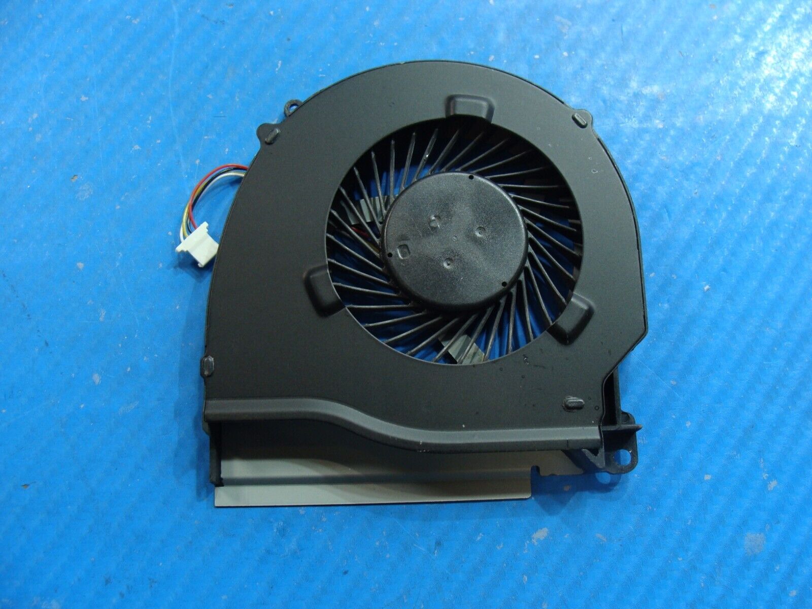 Dell Inspiron 15 7559 15.6 Genuine Laptop CPU Cooling Fan 4X5CY