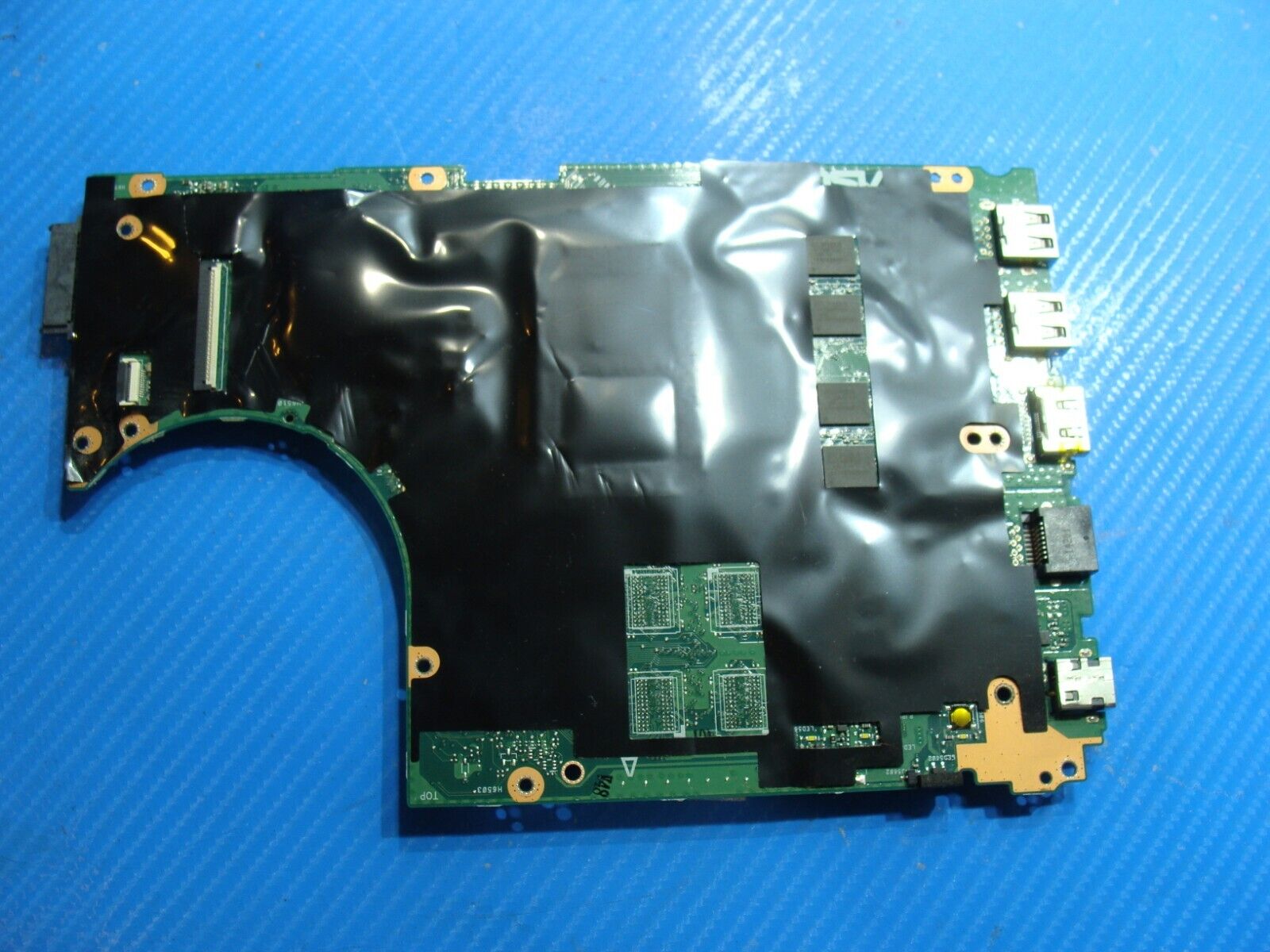 Asus VivoBook V451LA-DS51T 15.6