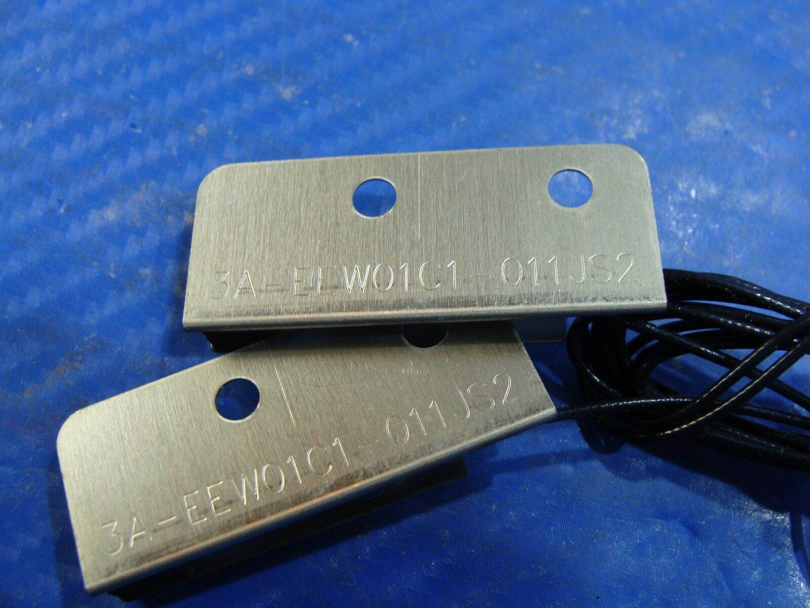 HP Pavilion 550-a114 Genuine Desktop WiFi Wireless Antena 504993-001 ER* - Tested Computer Laptop Parts