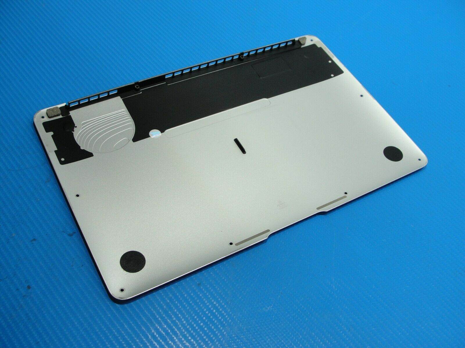 MacBook Air A1465 Early 2015 MJVM2LL/A Silver Bottom Case 923-00496 604-4426-A - Tested Computer Laptop Parts