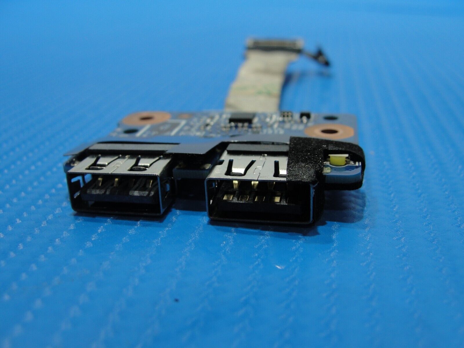 HP Envy dv6t-7300 15.6