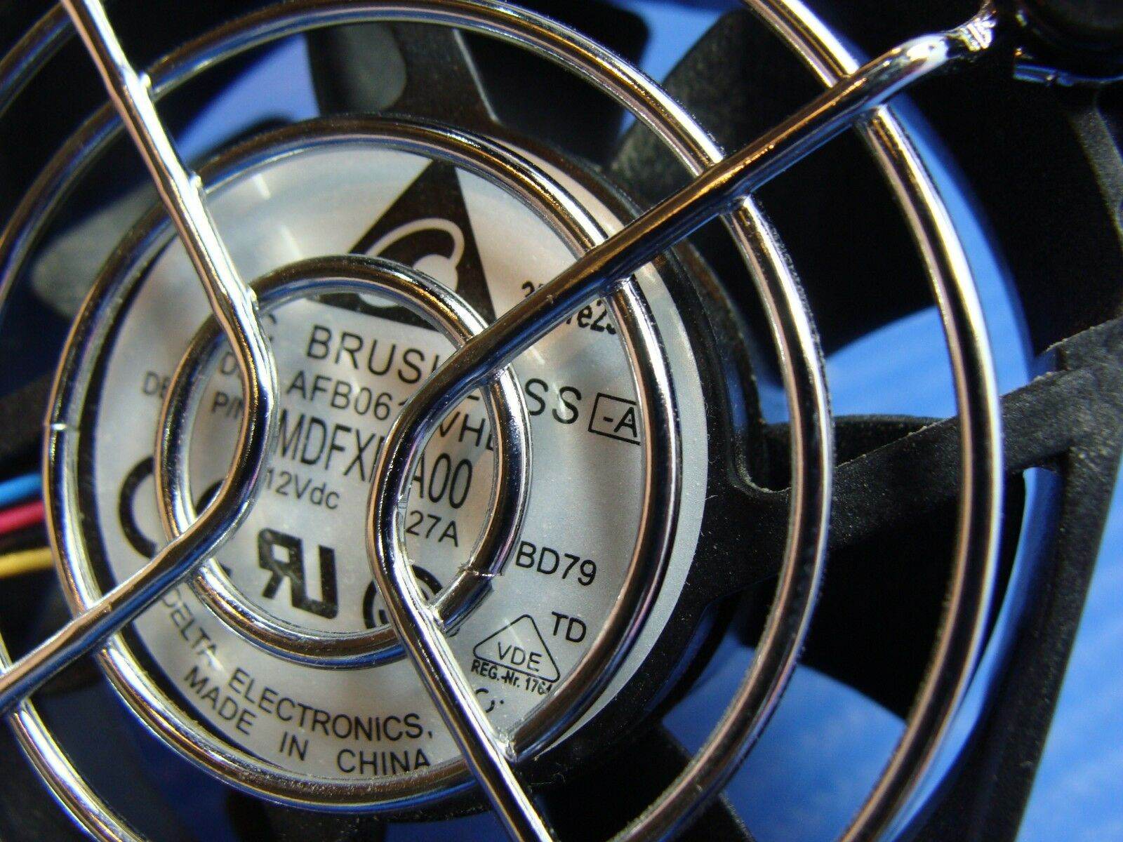 Dell Alienware X51 R2 Genuine Desktop Cooling Fan MDFXF ER* - Tested Computer Laptop Parts