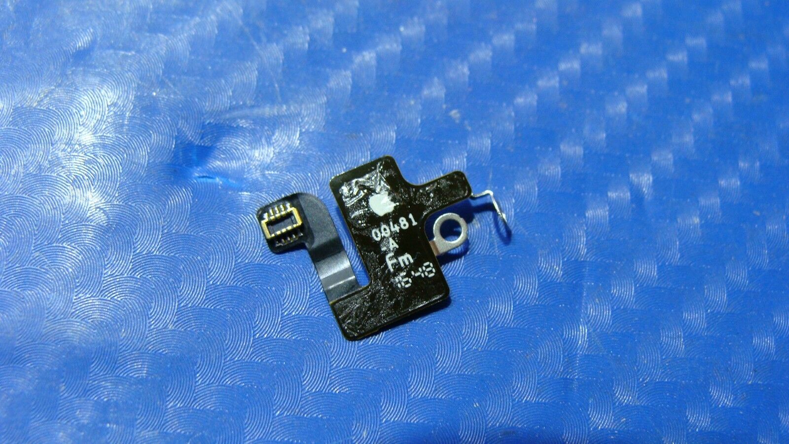 iPhone 7 A1660 MNAC2LL/A Late 2016 4.7