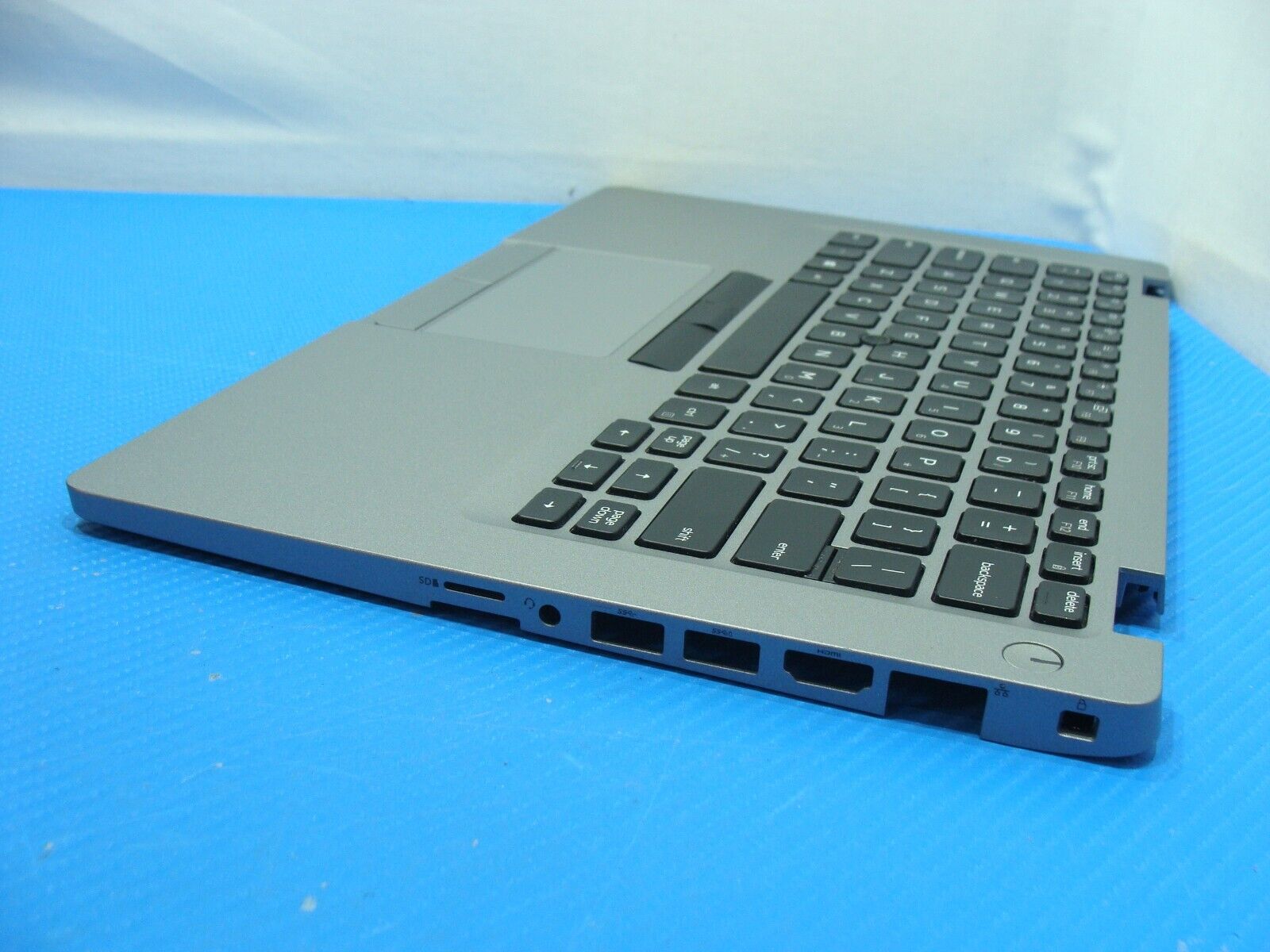 Dell Latitude 14 5410 Genuine Palmrest w/Touchpad Keyboard 2V07W AM2FB000200