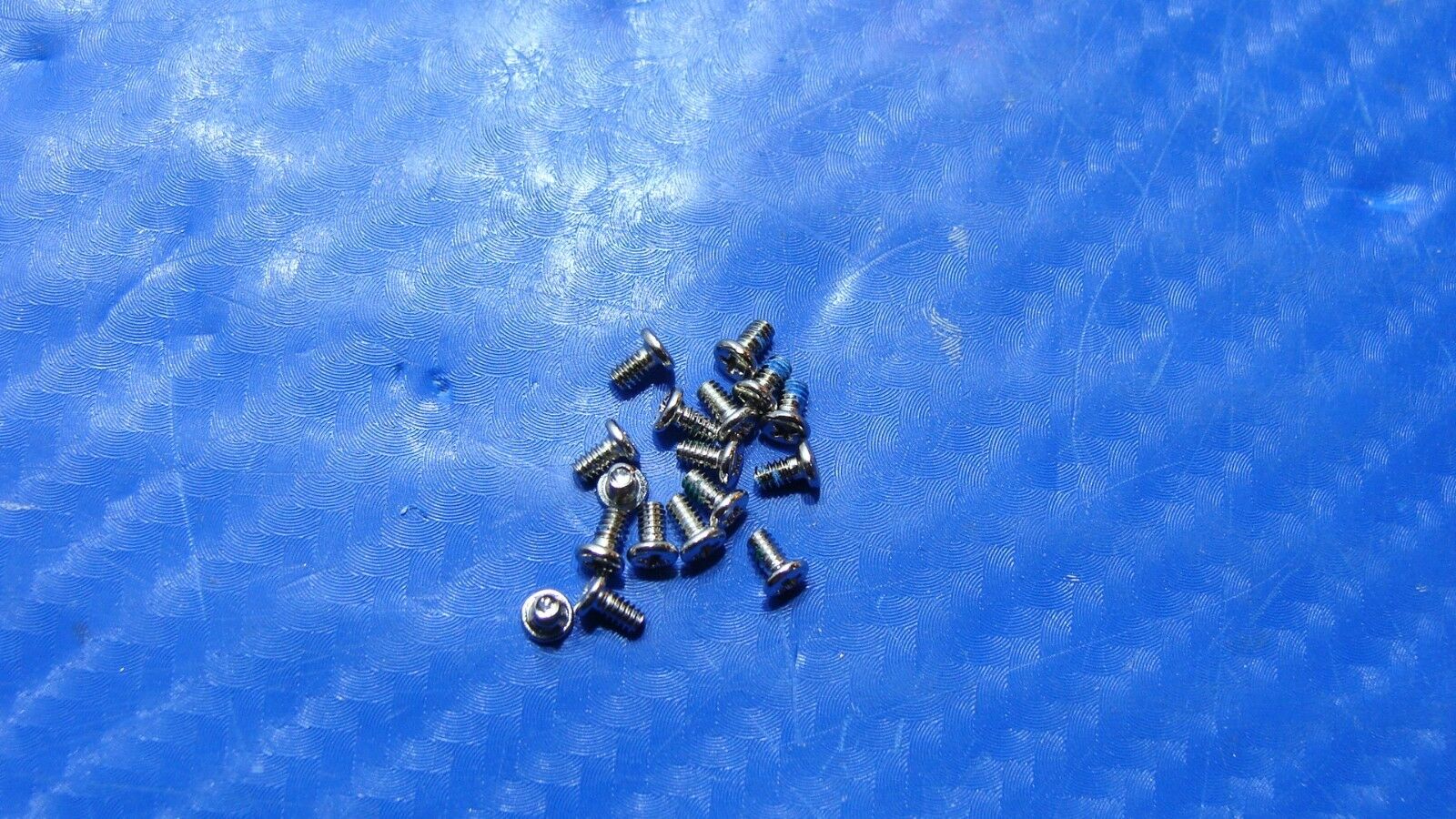 Samsung Galaxy Tab 7.7 LTE i815 7.7