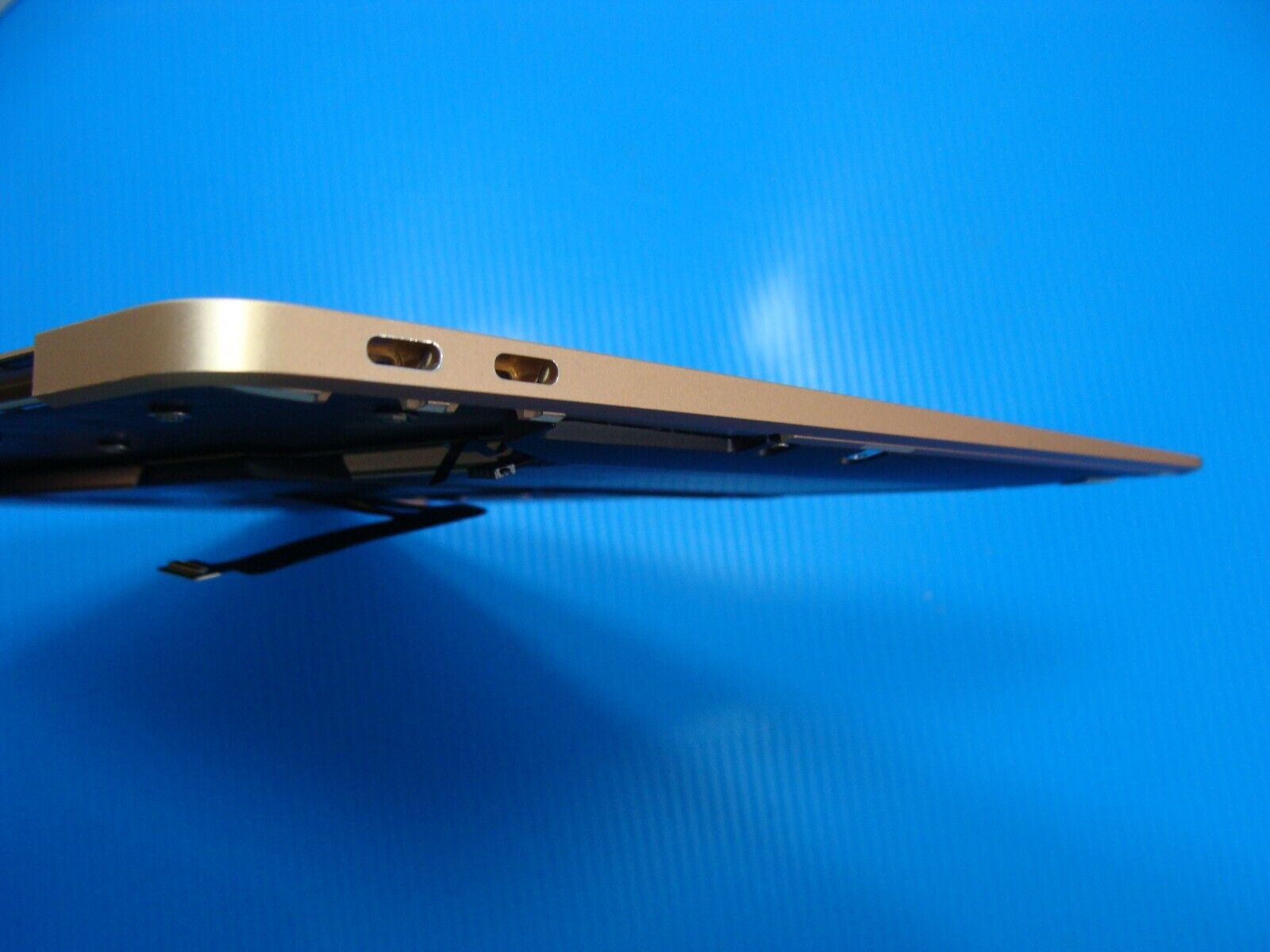 MacBook Air A2179 13 Early 2020 MVH52LL/A Top Case w/Battery Gold 661-15388