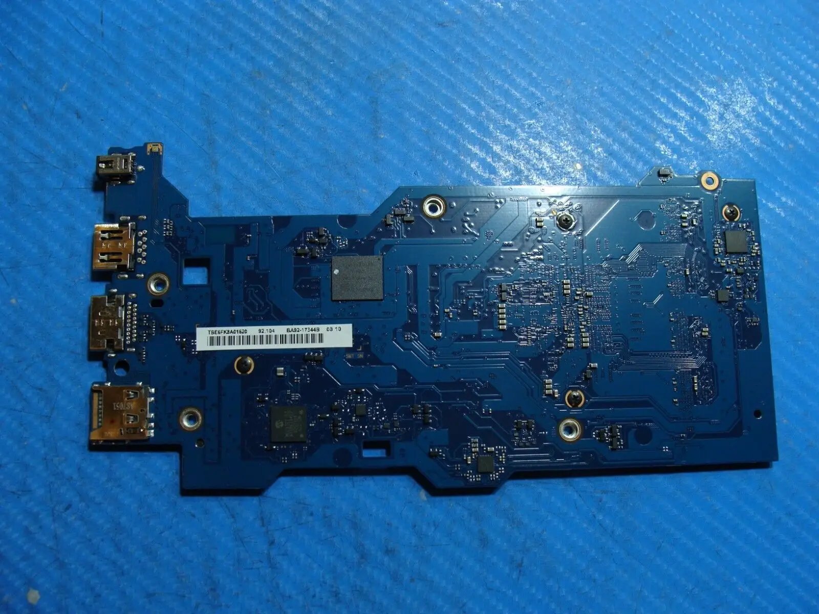 Samsung XE500C13-S02US 11.6