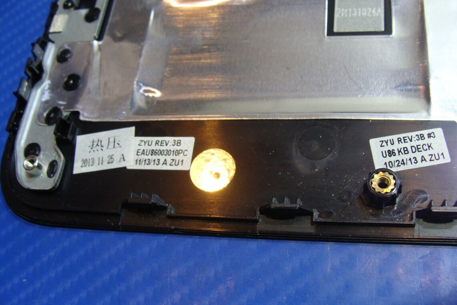 HP Pavilion 15.6 15-n044nr Genuine Laptop Palmrest w/TouchPad Black 39U86TPA03