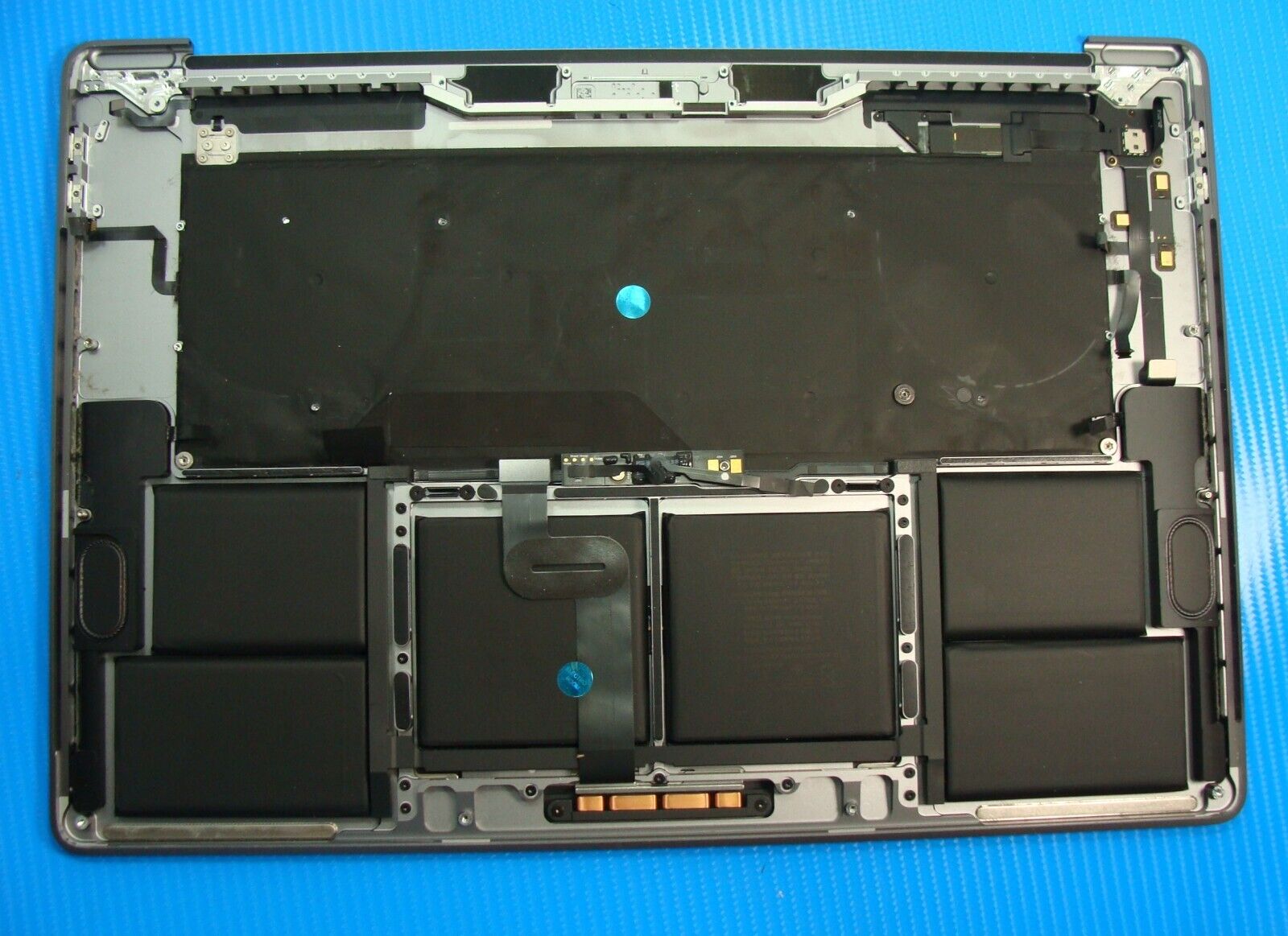 MacBook Pro A2141 2019 MVVJ2LL/A 16 OEM Top Case w/Battery Space Gray 661-13161