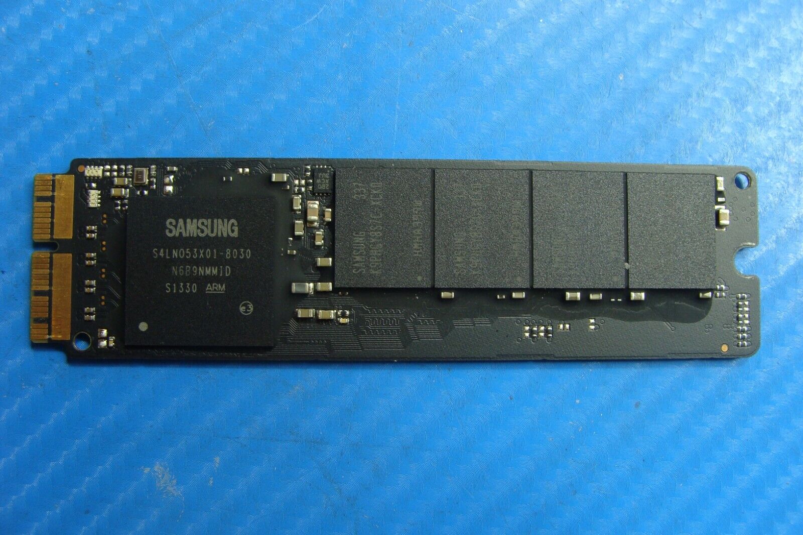 MacBook Pro A1398 Samsung 512GB Solid State Drive MZ-JPU512t/0A6 655-1805D