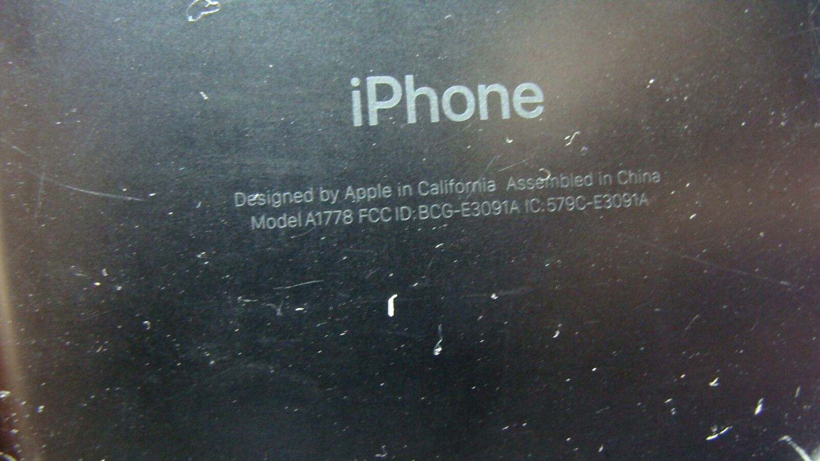 iPhone 7 AT&T A1778 MN9H2LL/A Late 2016 4.7