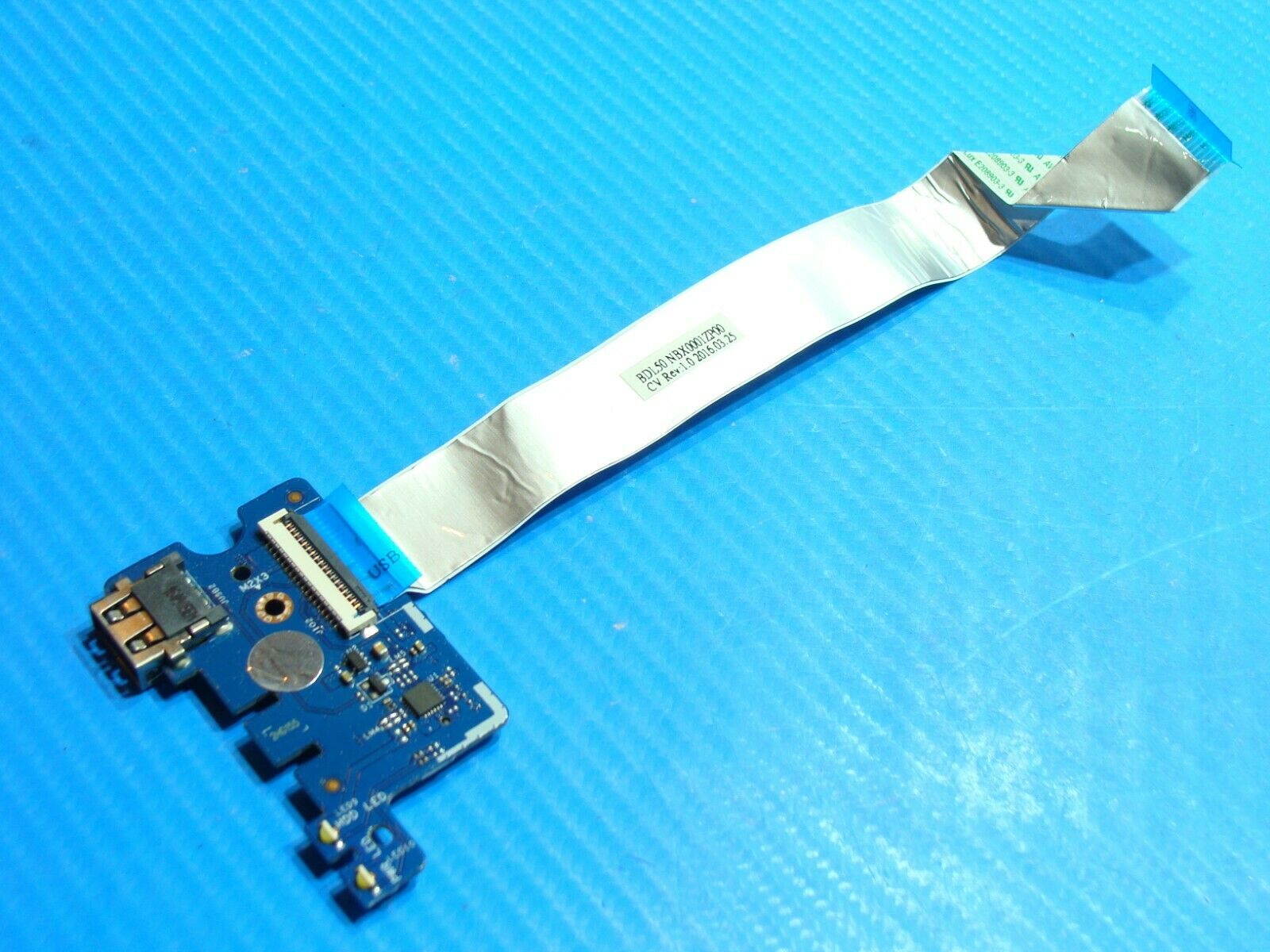 HP Notebook 15-ay013nr 15.6