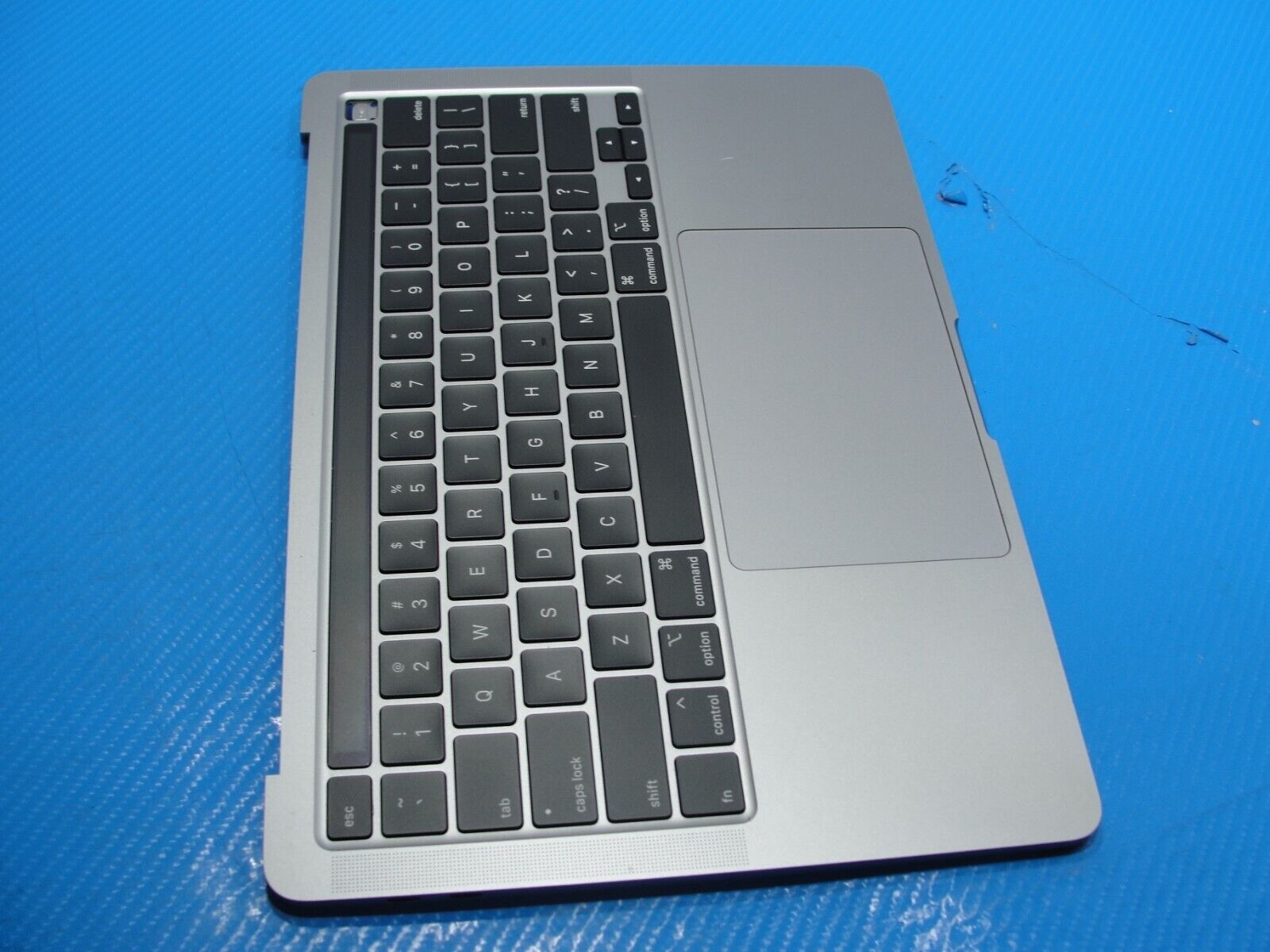 MacBook Pro A2289 13