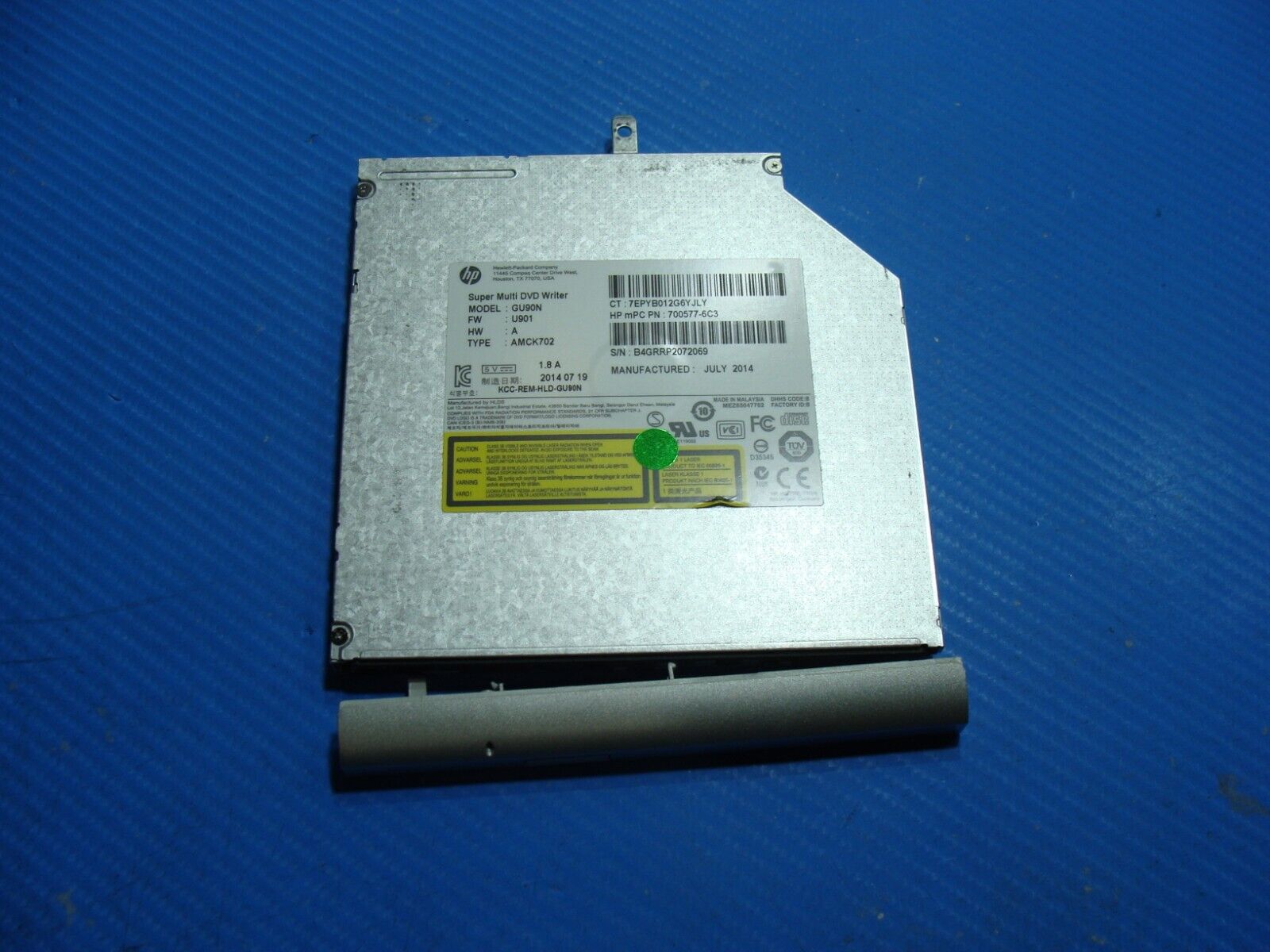 HP Pavilion 15-p133cl 15.6