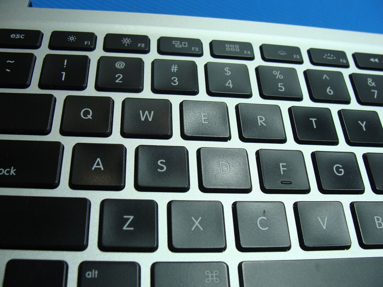 MacBook Air A1466 2015 MJVE2LL/A 13