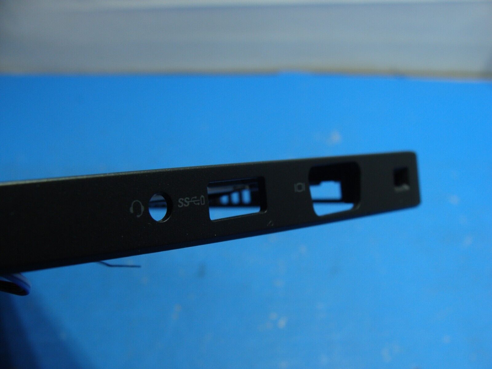 Dell Latitude 5491 14 Palmrest w/Touchpad Black A174SB