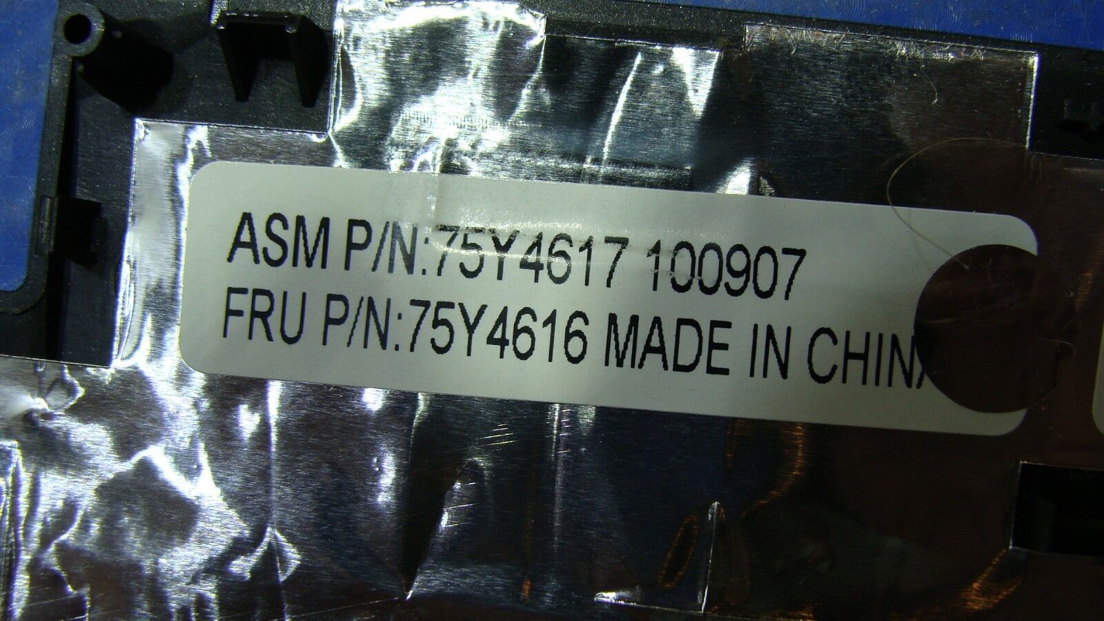 Lenovo ThinkPad 15.6 L512 OEM Palmrest w/TouchPad & Bezel Shielding 75Y4616