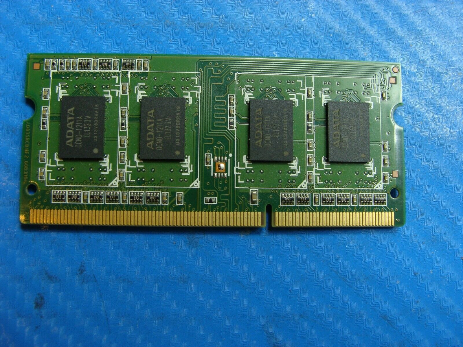 Acer M5-583P-6637 OEM ADATA 2GB PC3L-12800S SO-DIMM Memory RAM AM1L16BC2P1-B1FS ADATA