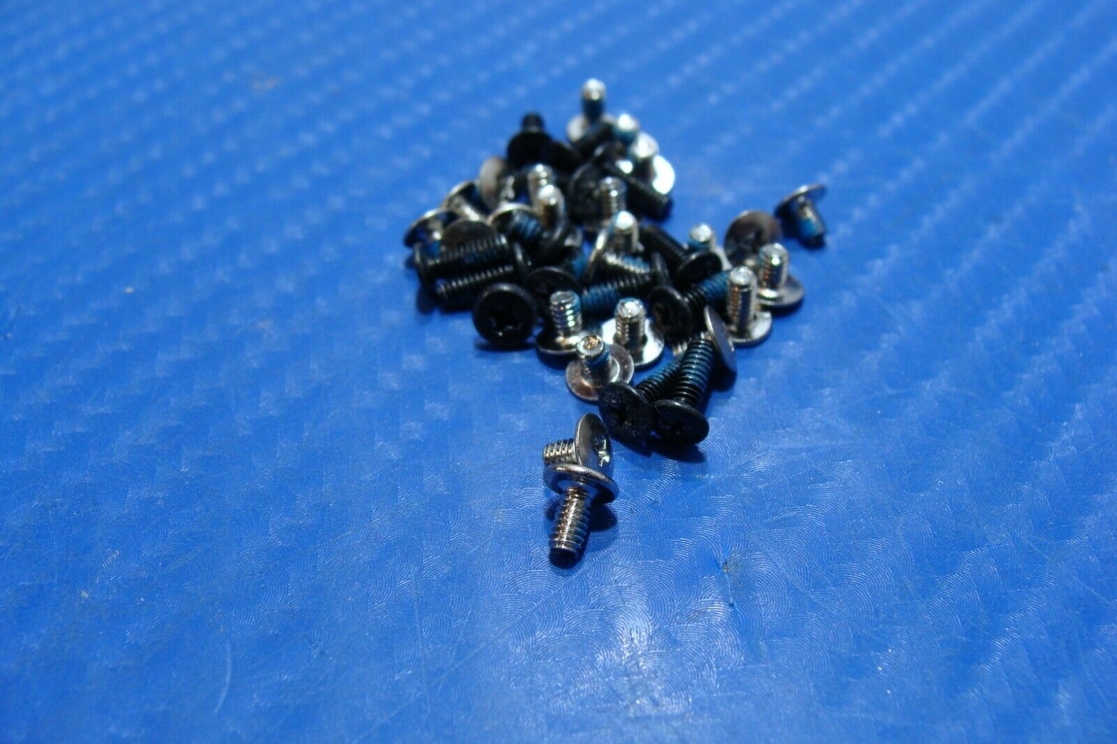 Samsung NP-QX411-W02UB 14