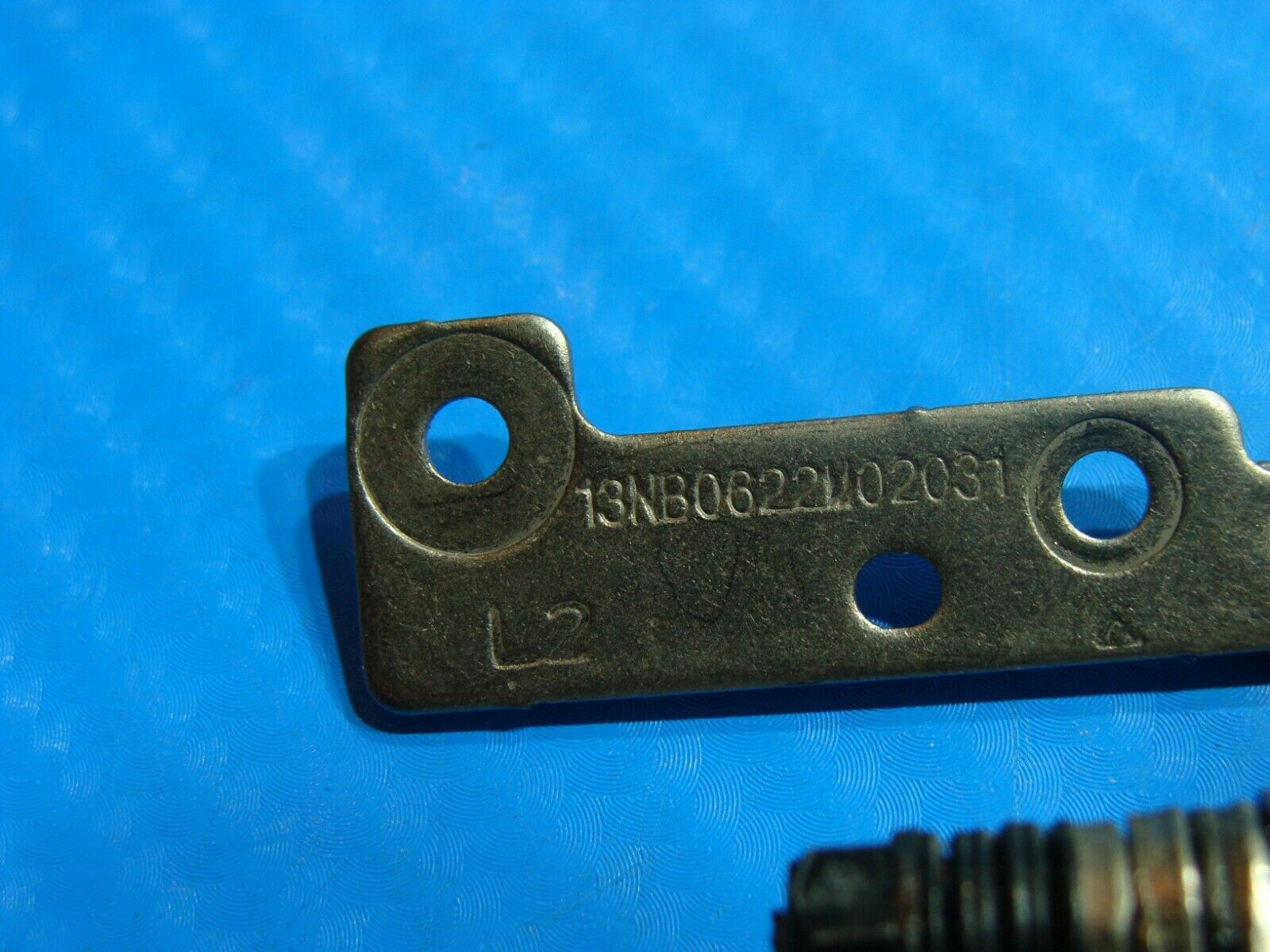 Asus F555LA-US71 15.6