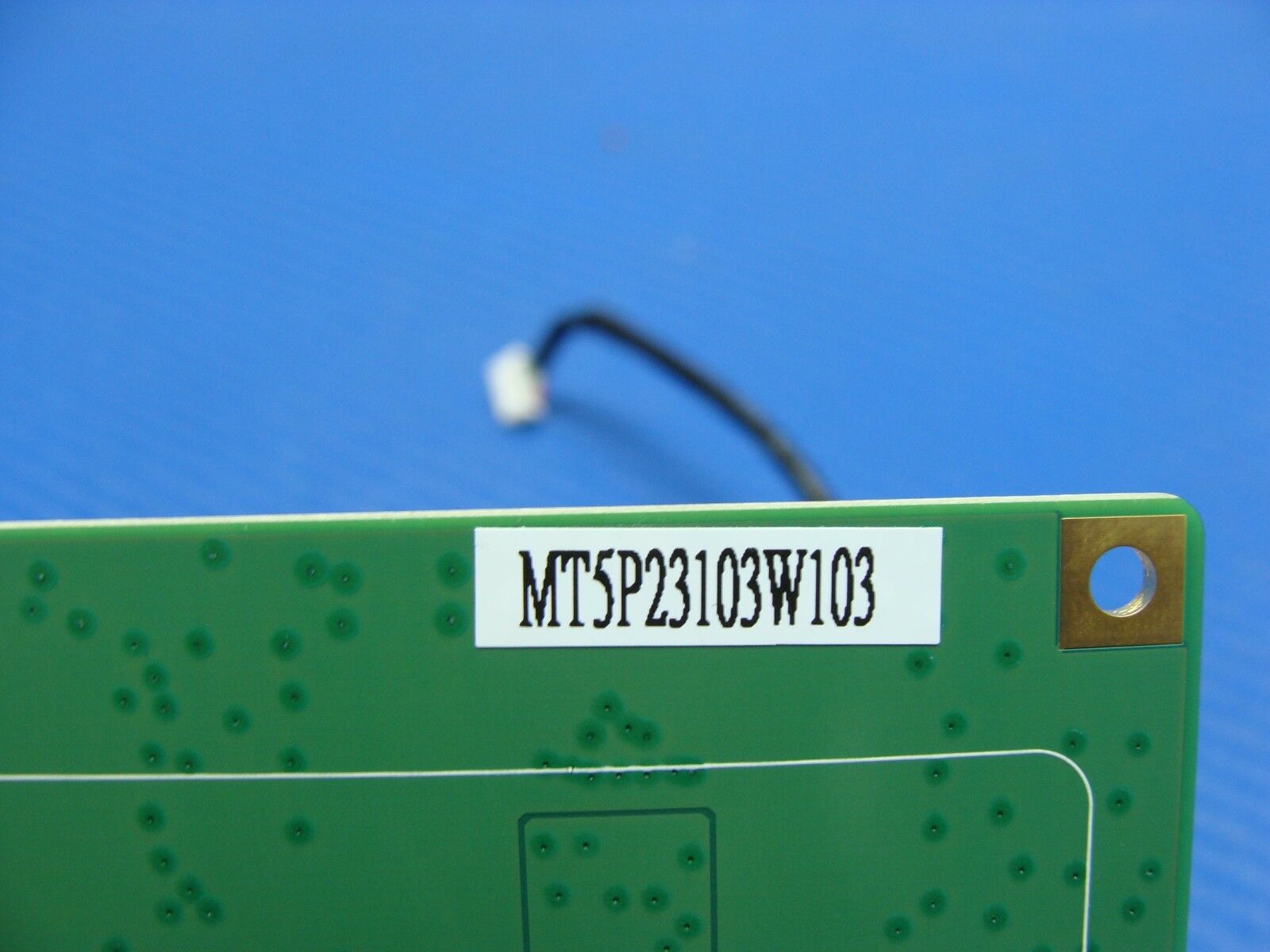 HP Envy TouchSmart 23-d030 23