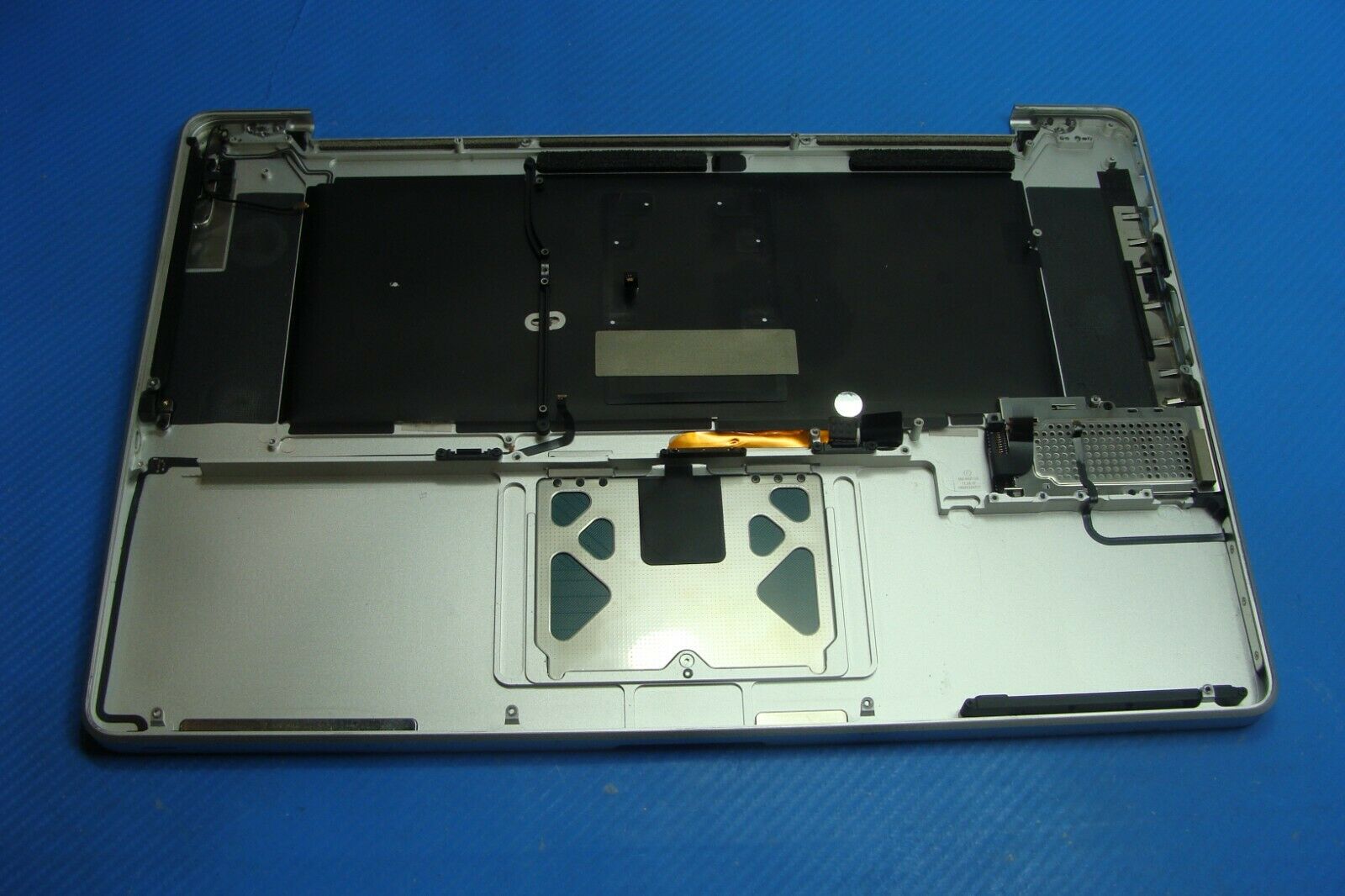 MacBook Pro A1297 MC725LL/A Early 2011 17