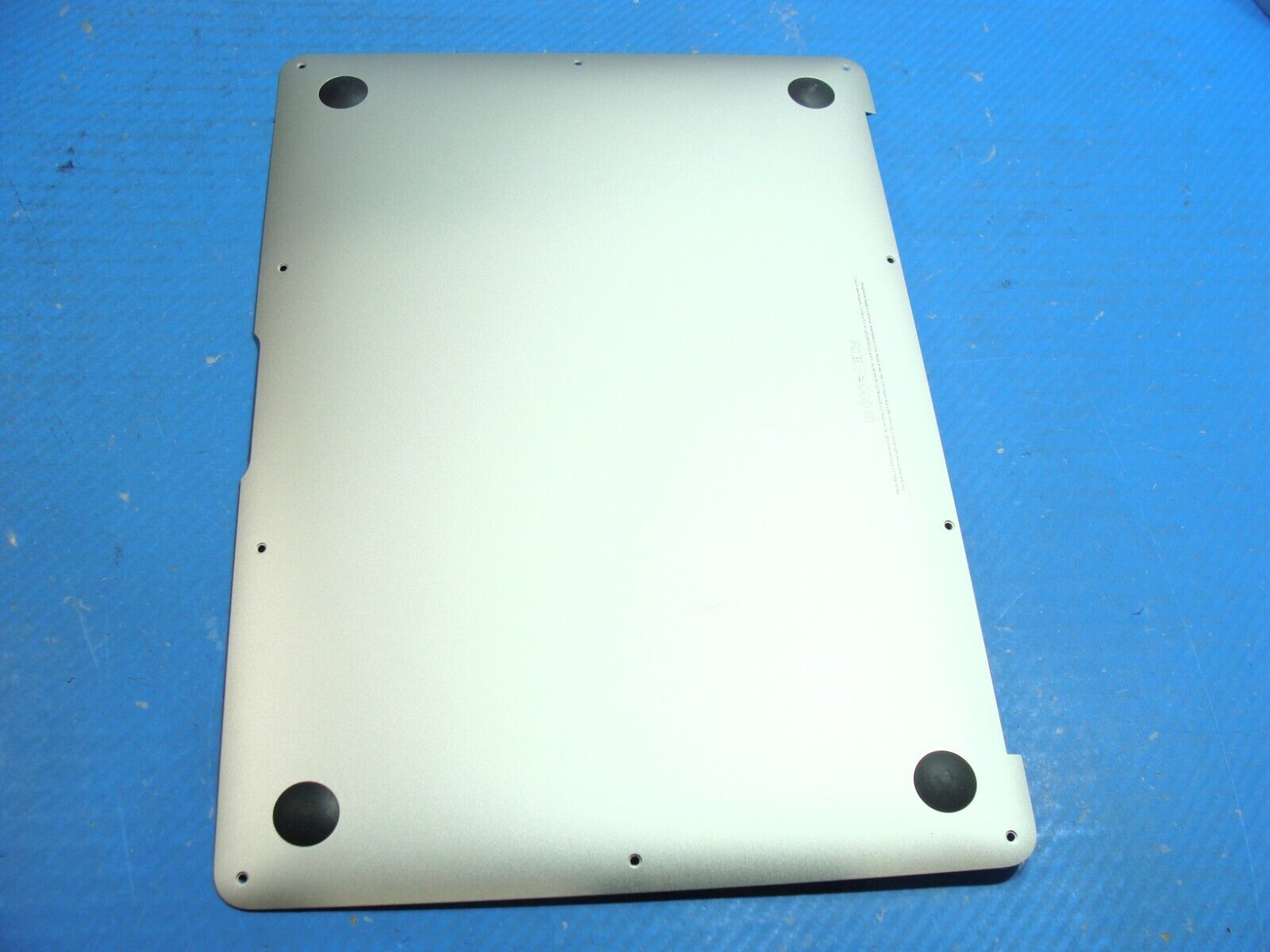 MacBook Air A1466 13 Mid 2012 MD231LL/A Bottom Case Silver 923-0129