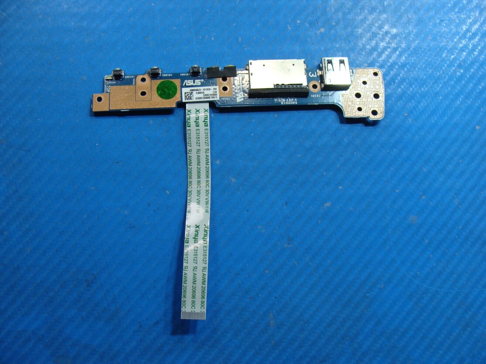 Asus Q304UA-BHI5T11 13.3 USB Port Card Reader Board w/Cable 60NB0AL0-IO1020
