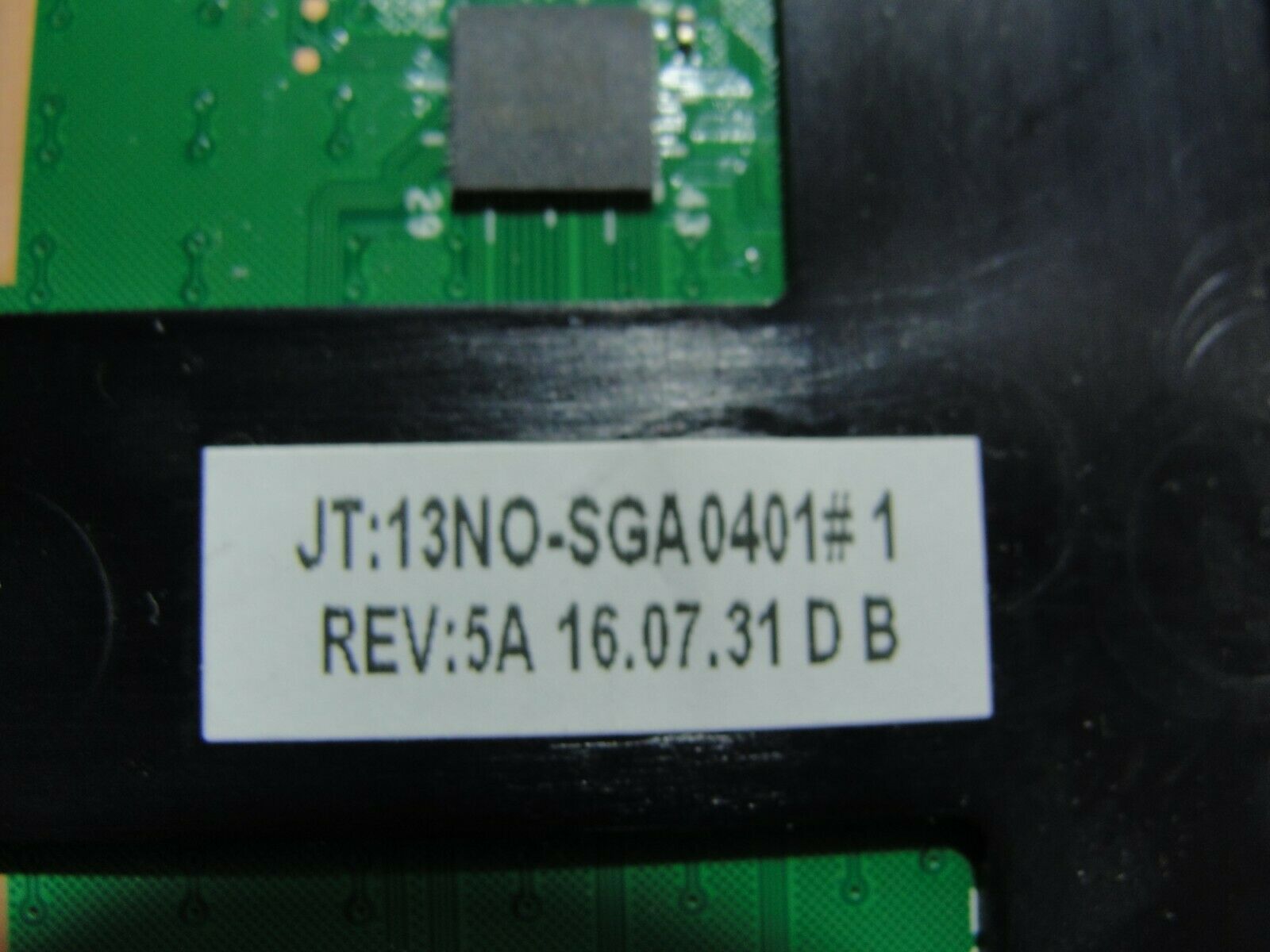 Asus R558UR-DM069T 15.6