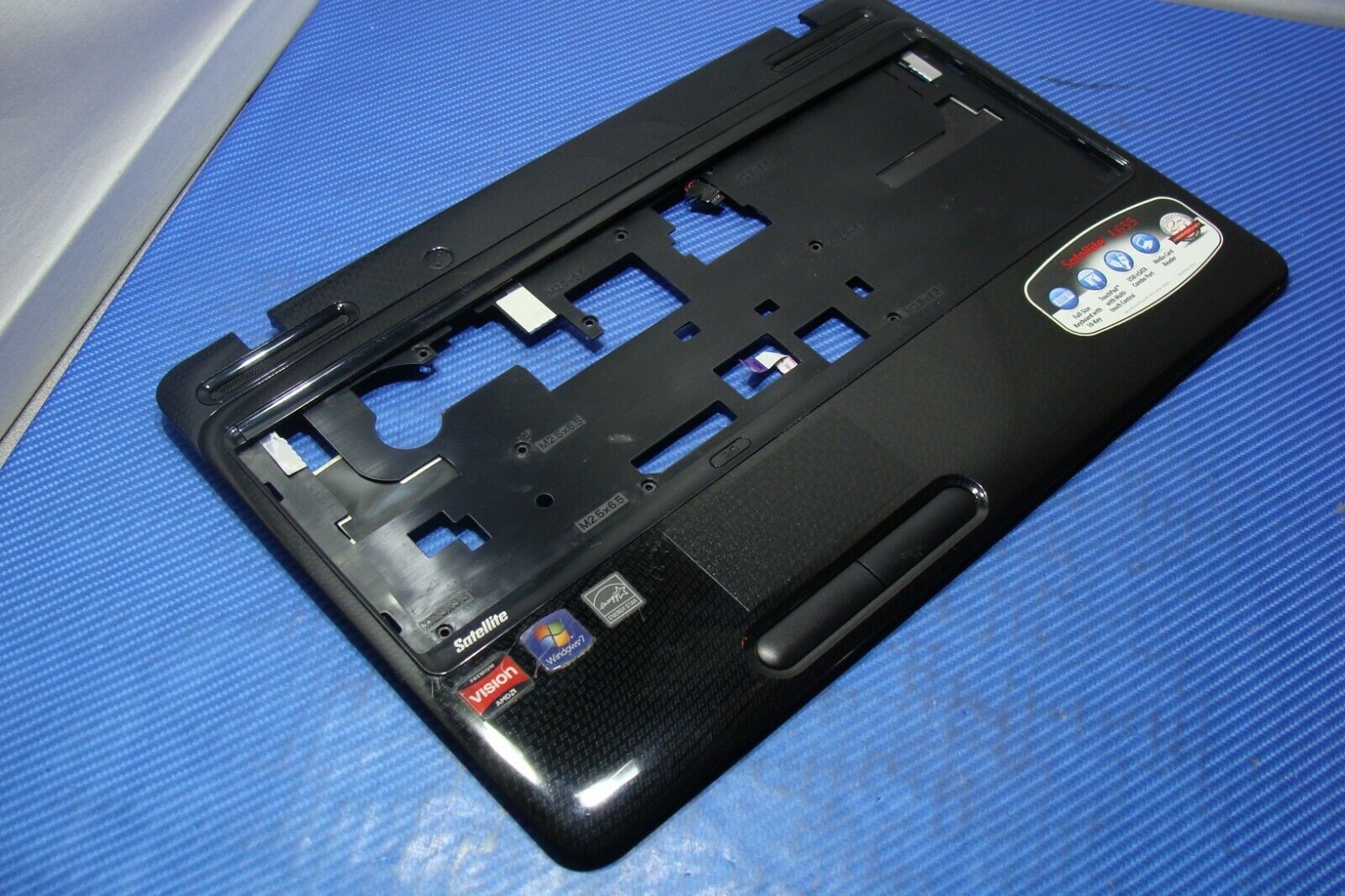 Toshiba Satellite 15.6 L655D-S5109 Palmrest w/TouchPad & Speakers 3BBL6TA0I001