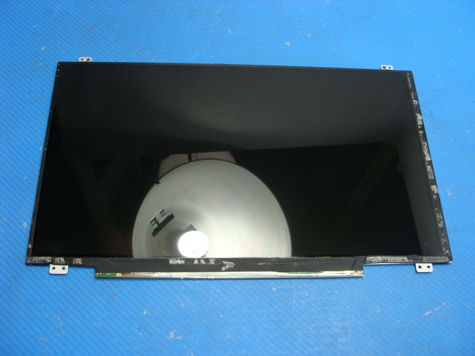 HP Pavilion 15-au020wm 15.6