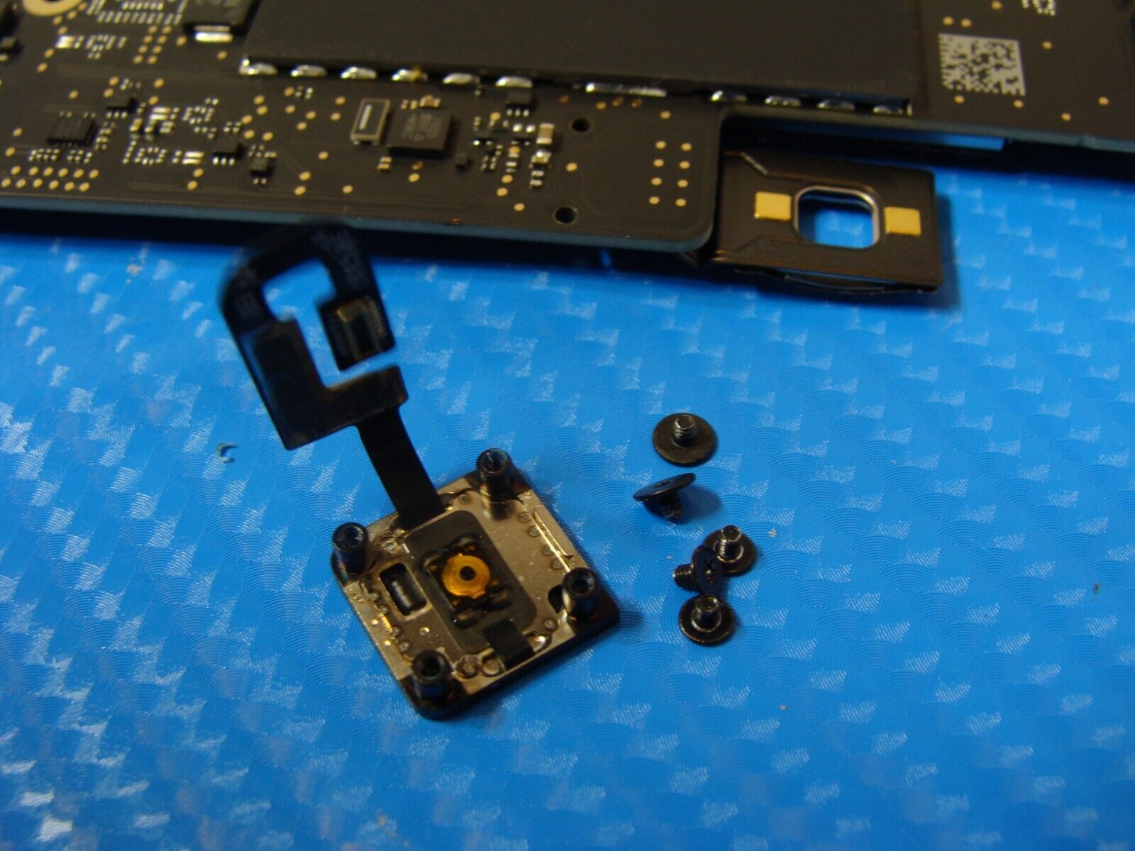 MacBook Pro A2159 13