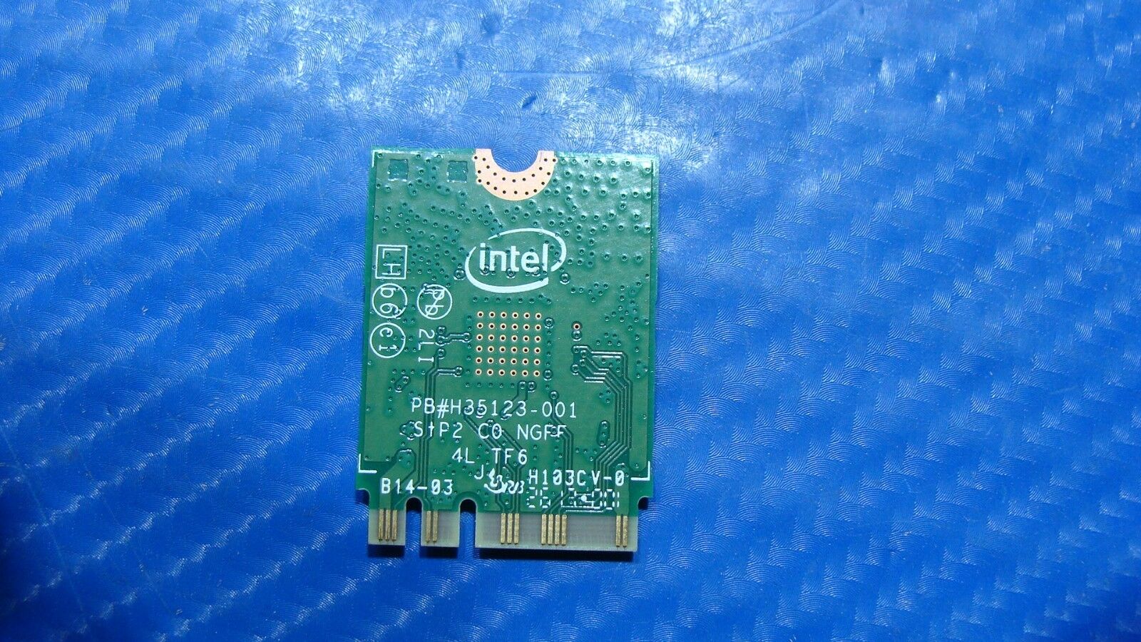 HP Stream 14-ax040wm 14