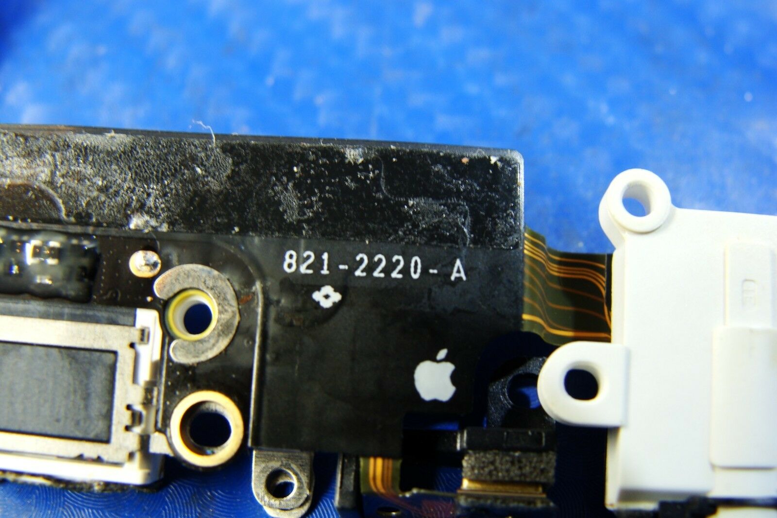 iPhone 6 Plus AT&T A1522 MGAW2LL/A 5.5