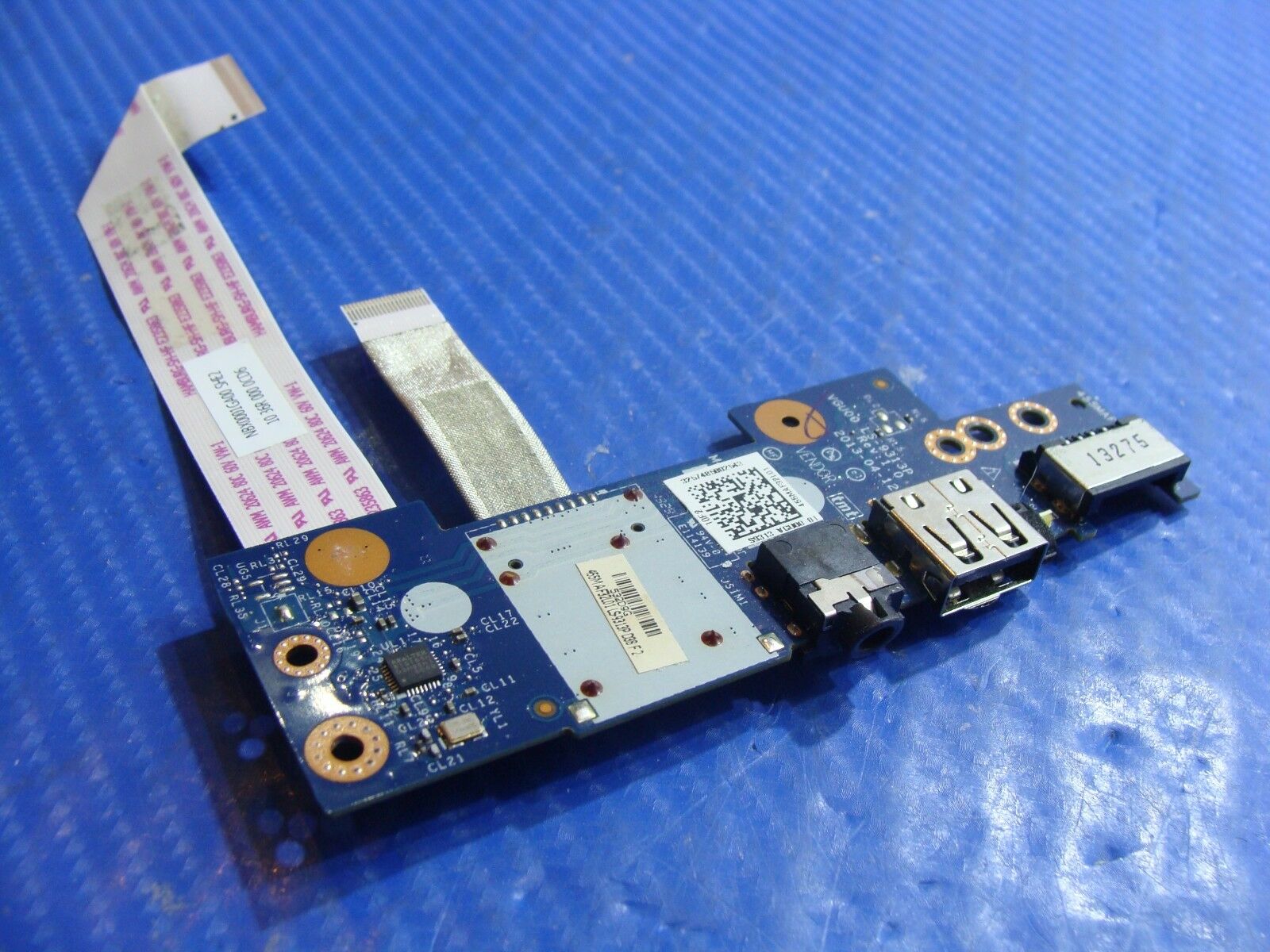 HP Envy TS m6-k025dx 15.6