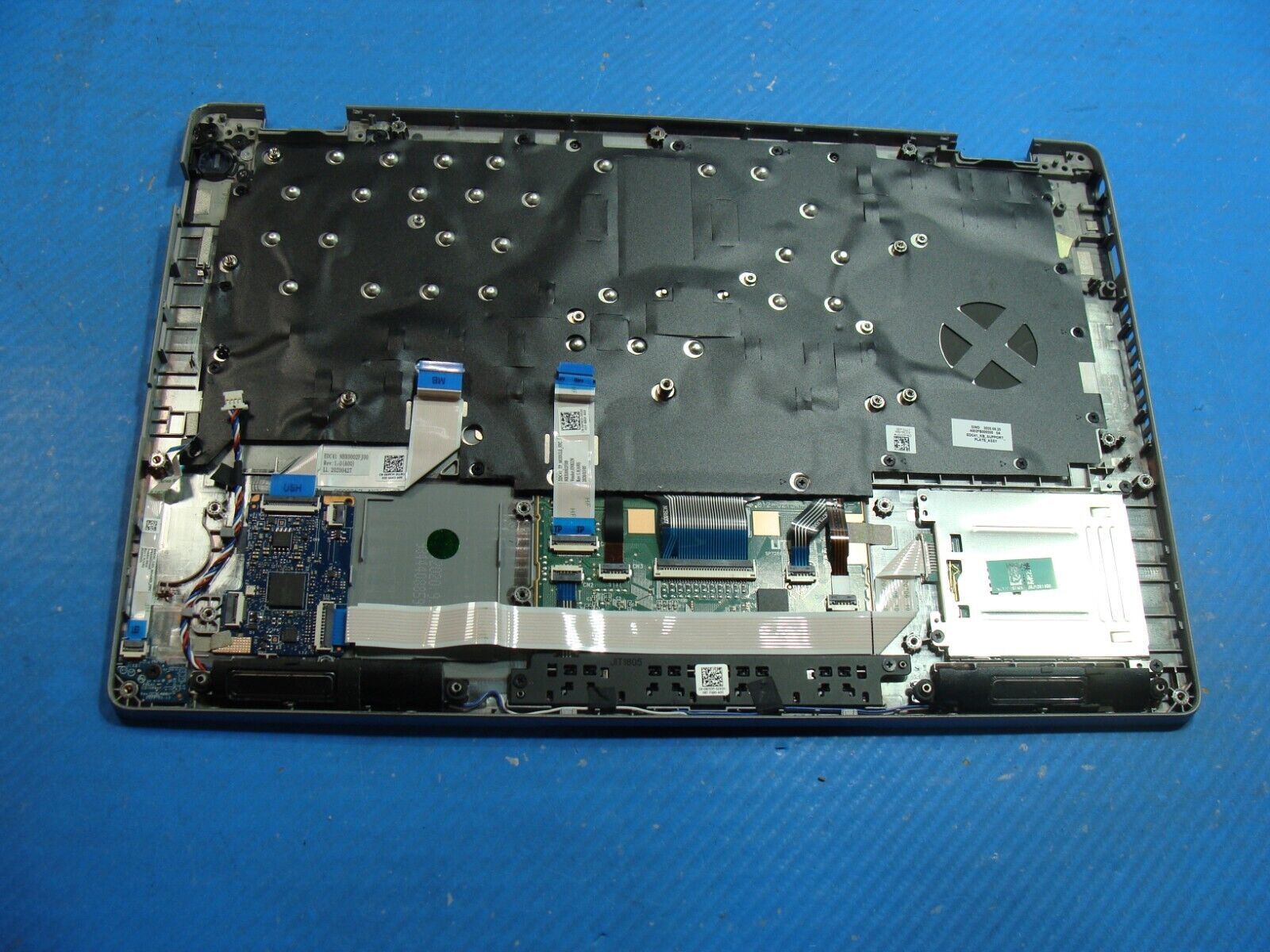 Dell Latitude 14 5410 Palmrest w/TouchPad Backlit Keyboard 2V07W AM2FB000200