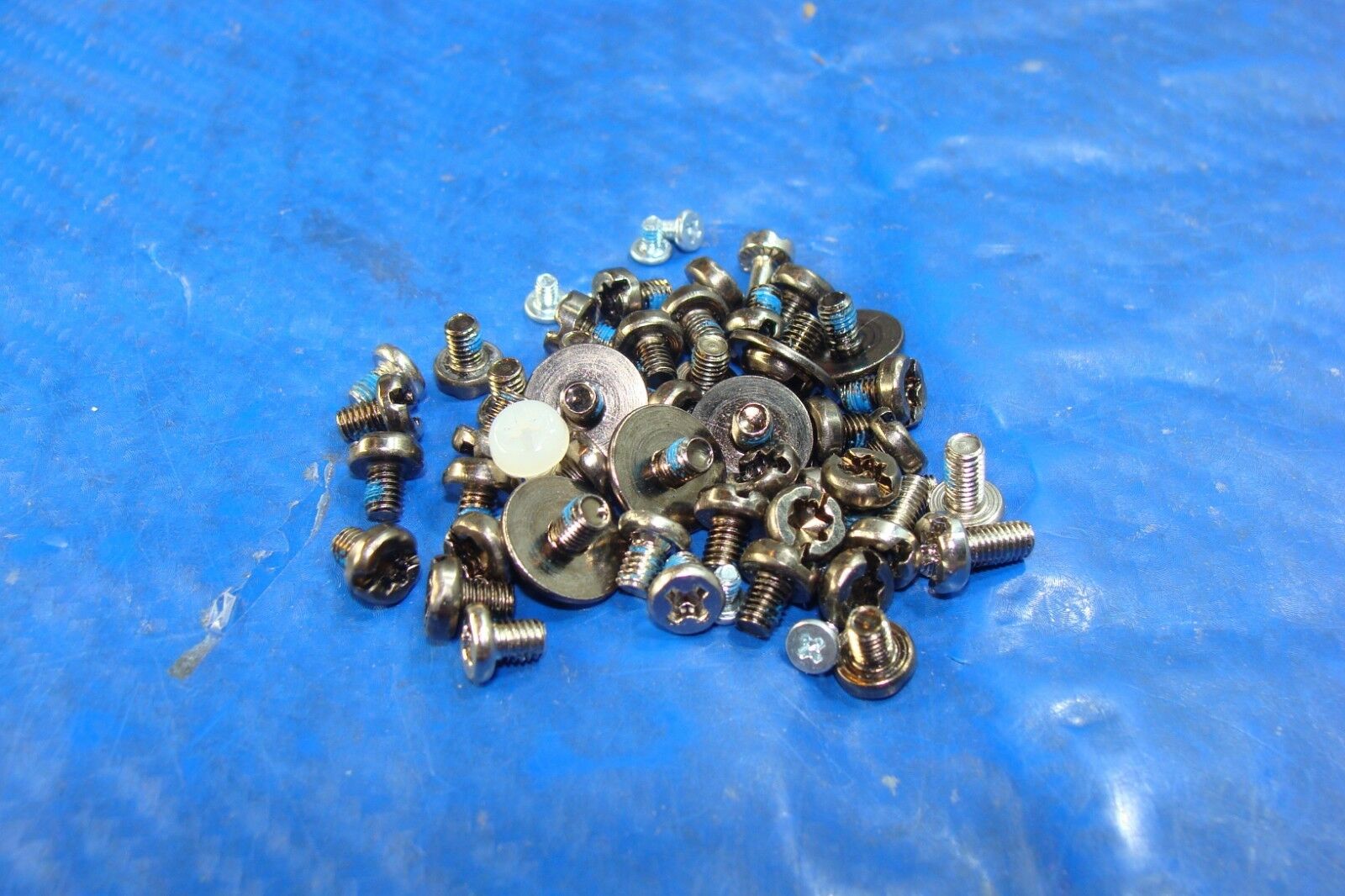 HP Pavilion TS AIO 23-H027C 23