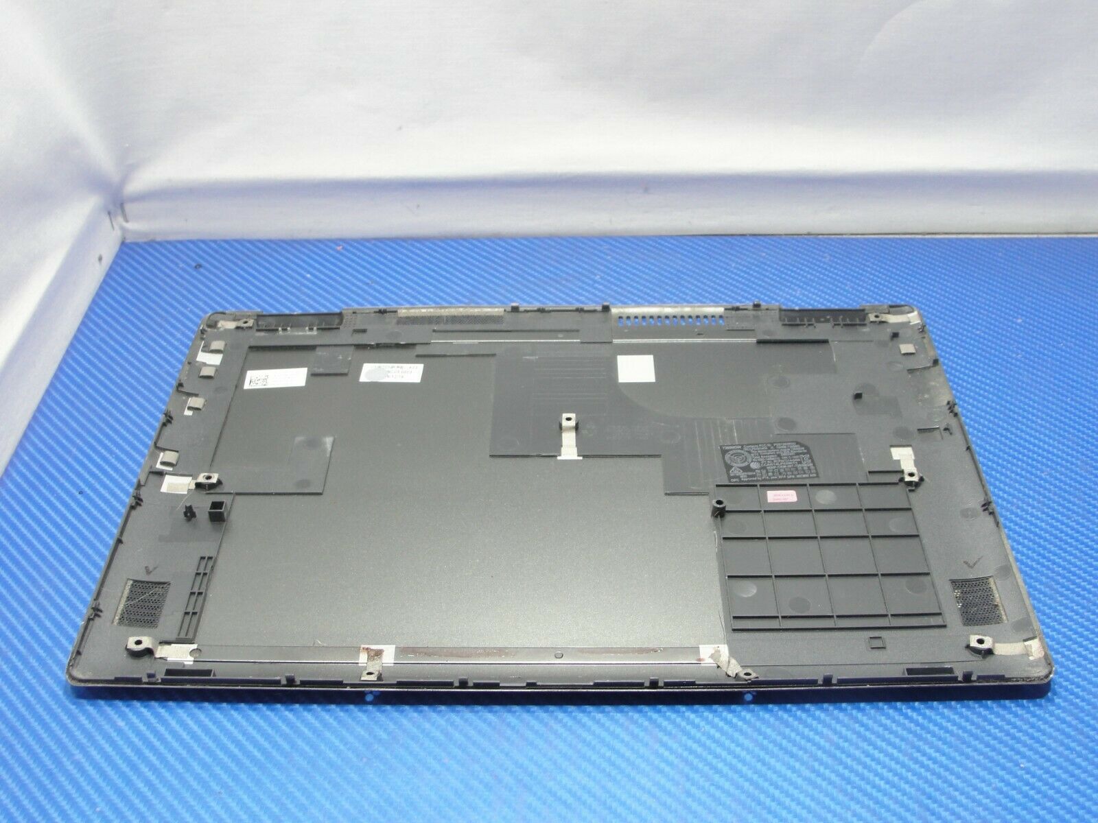 Dell Latitude 13 3379 13.3