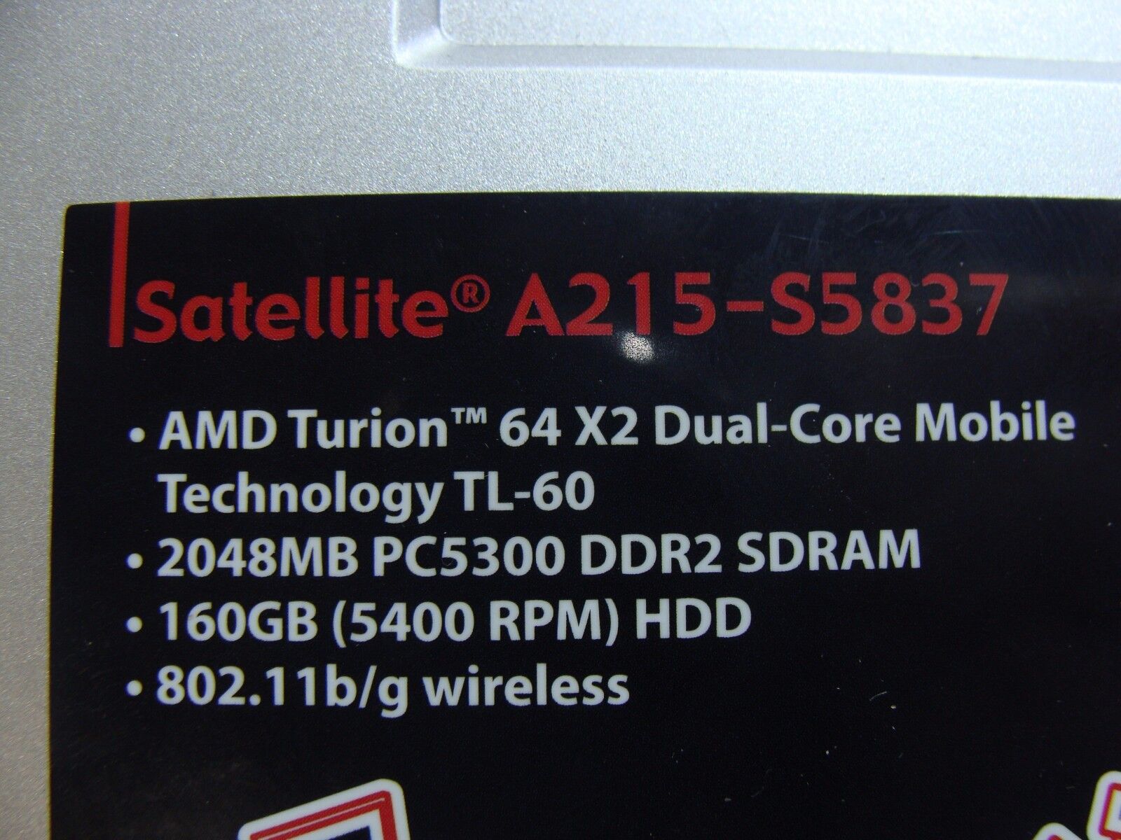 Toshiba Satelite A215-S5837 15.4
