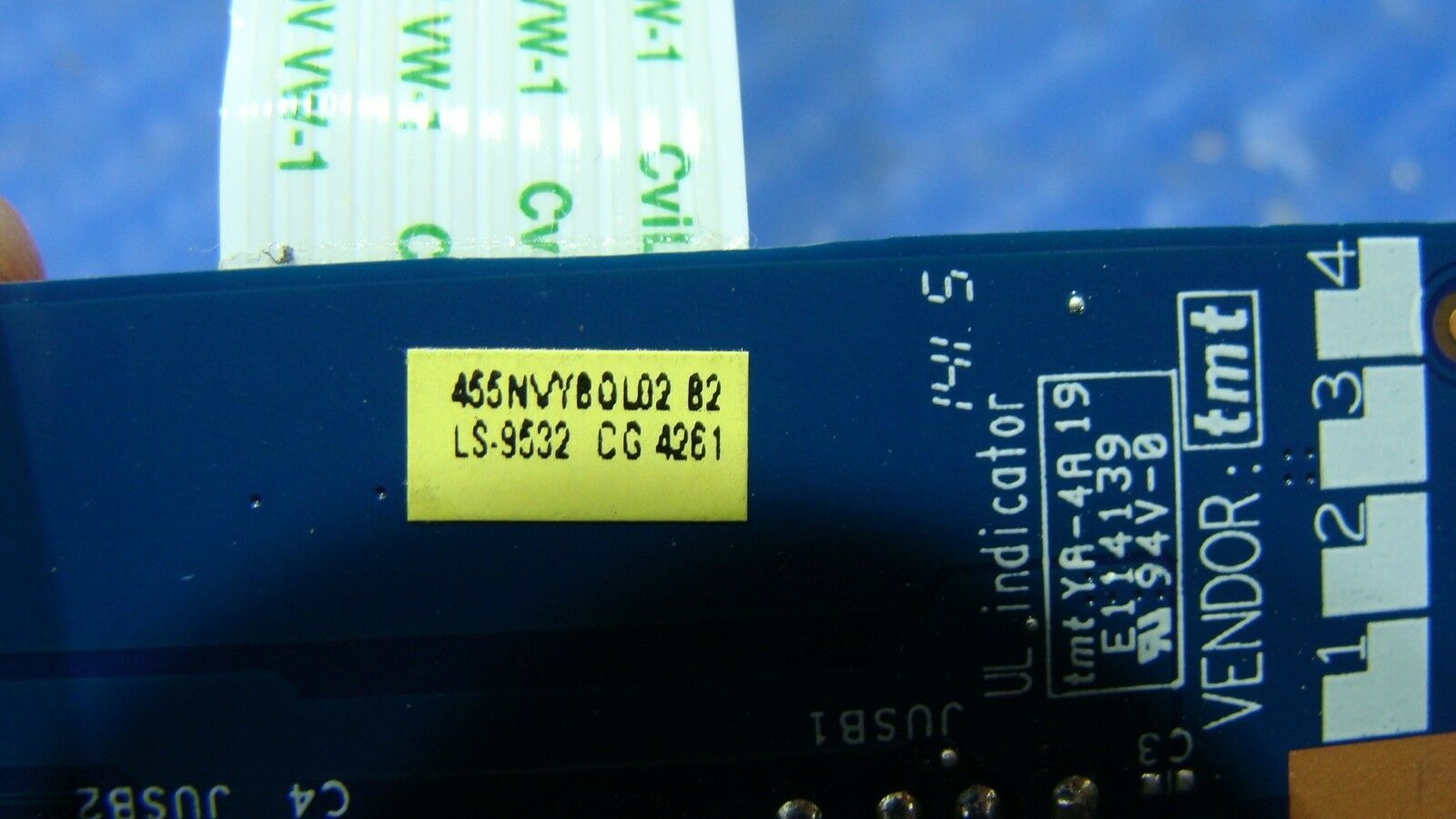 Acer Aspire V5-561P-6823 15.6