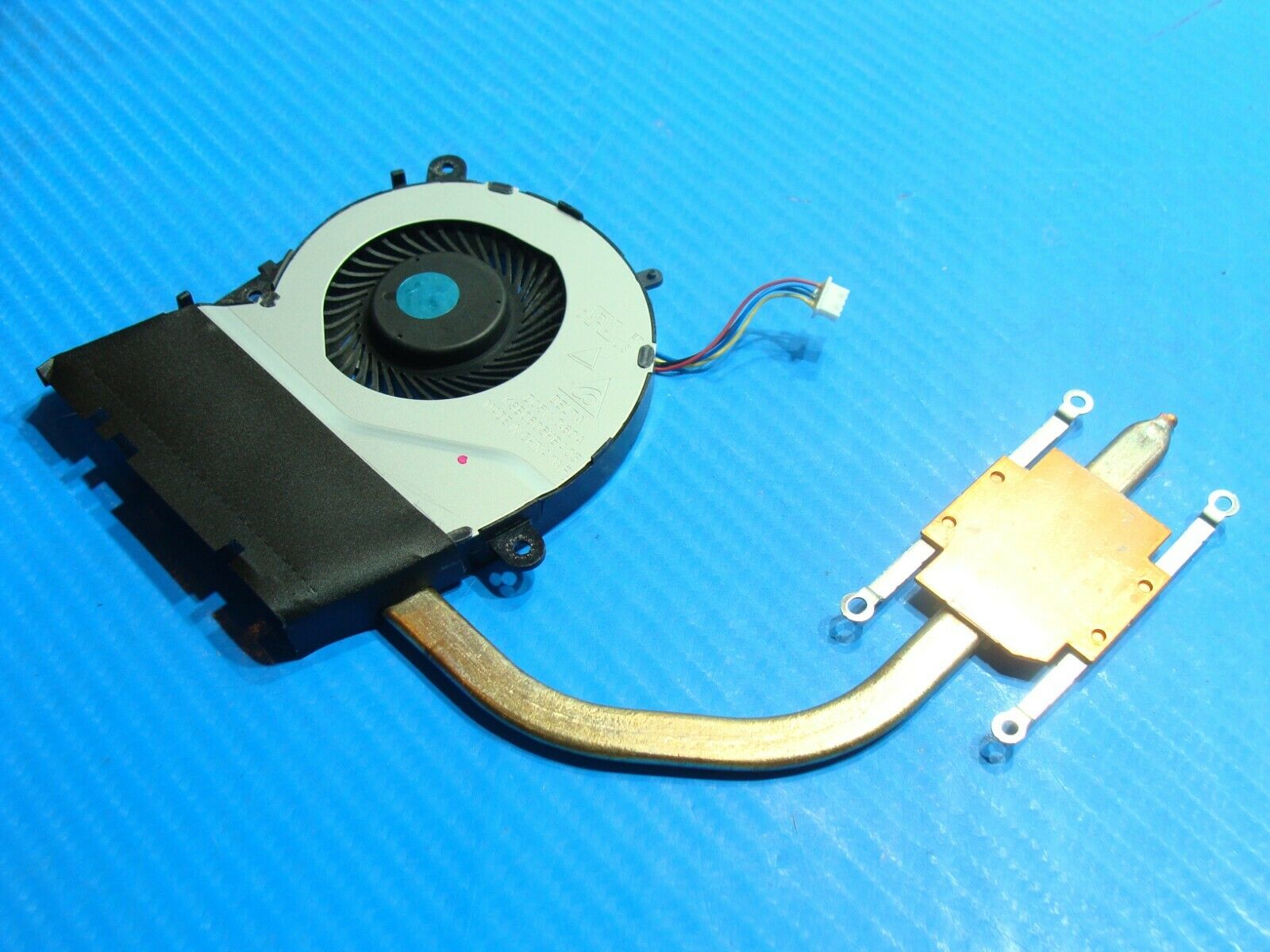 Asus F555LA-US71 15.6